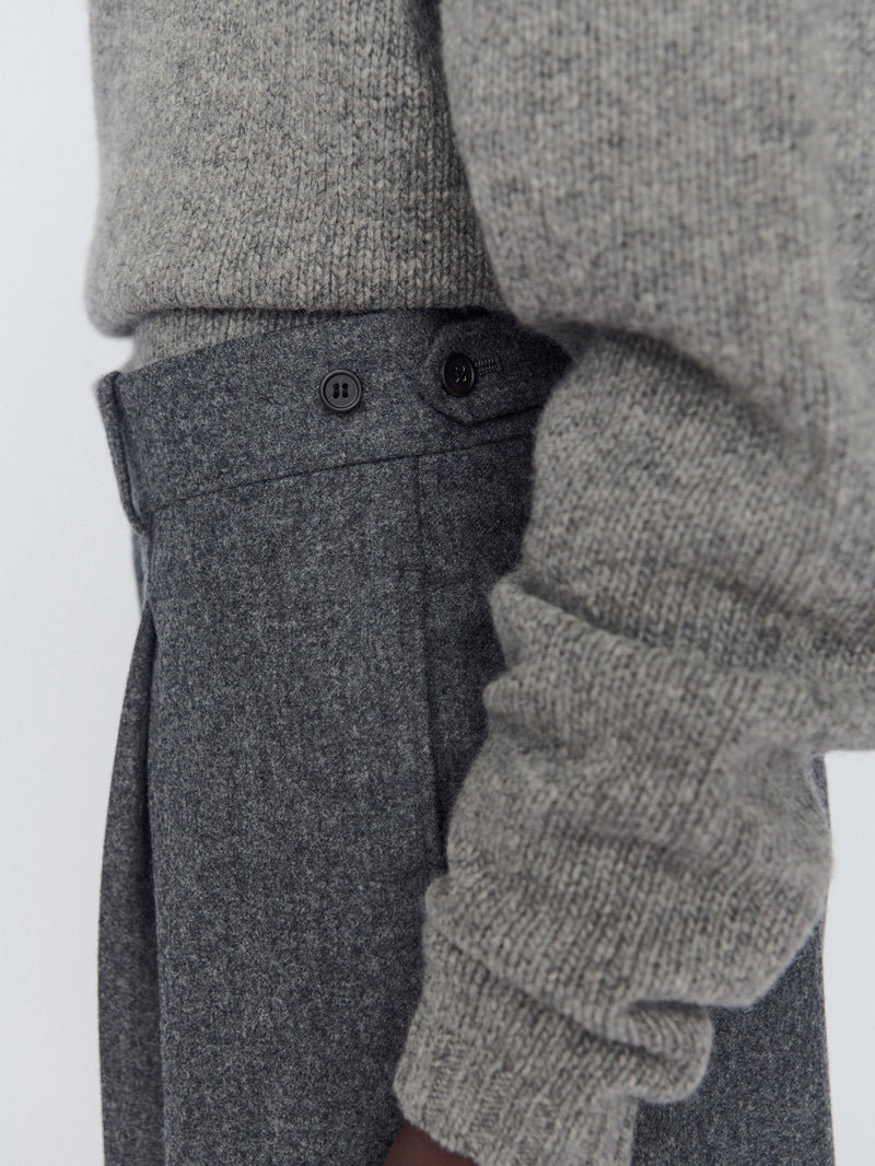 Crew-neck jumper in airy wool