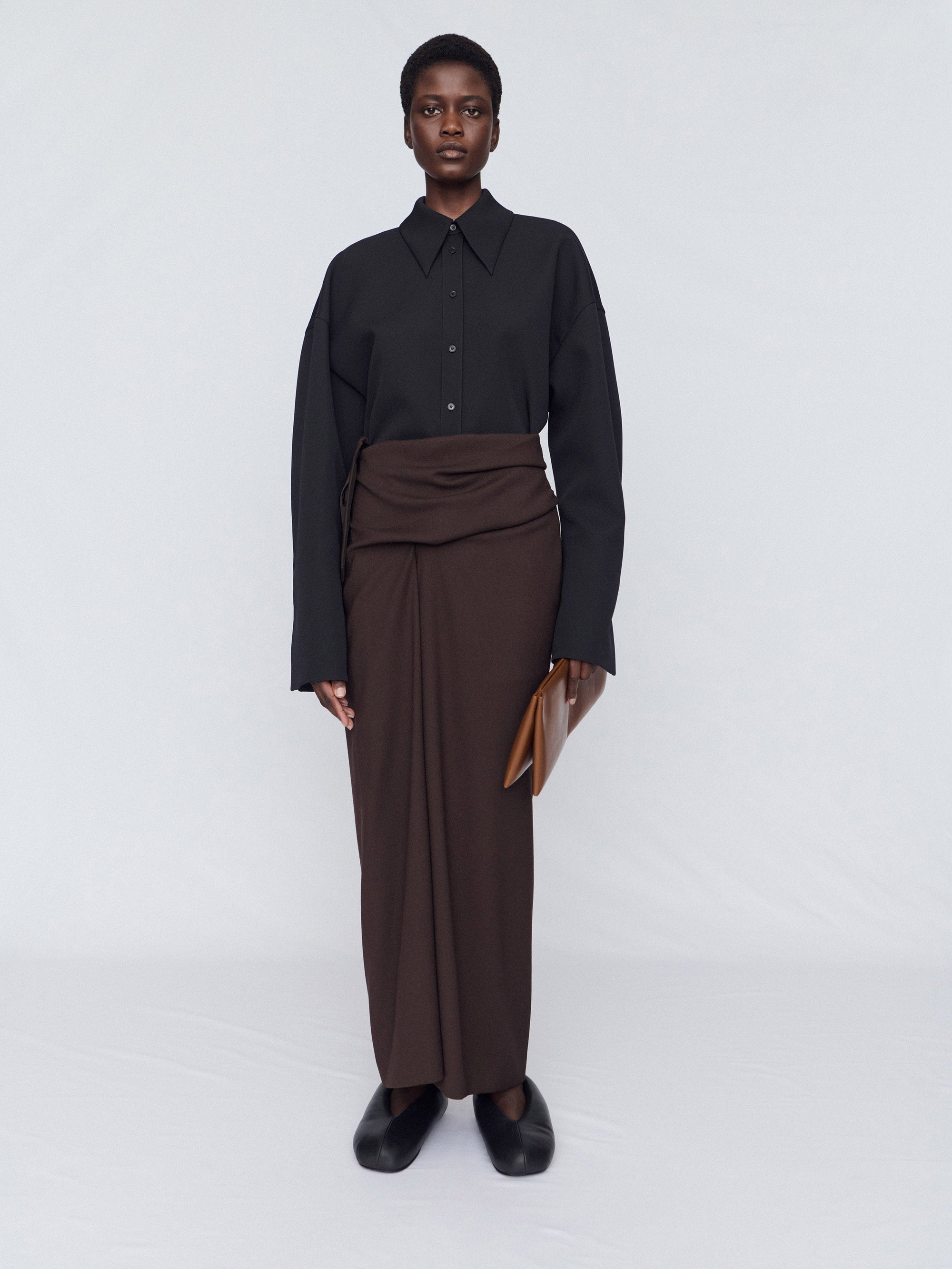 Long skirt in crepe wool