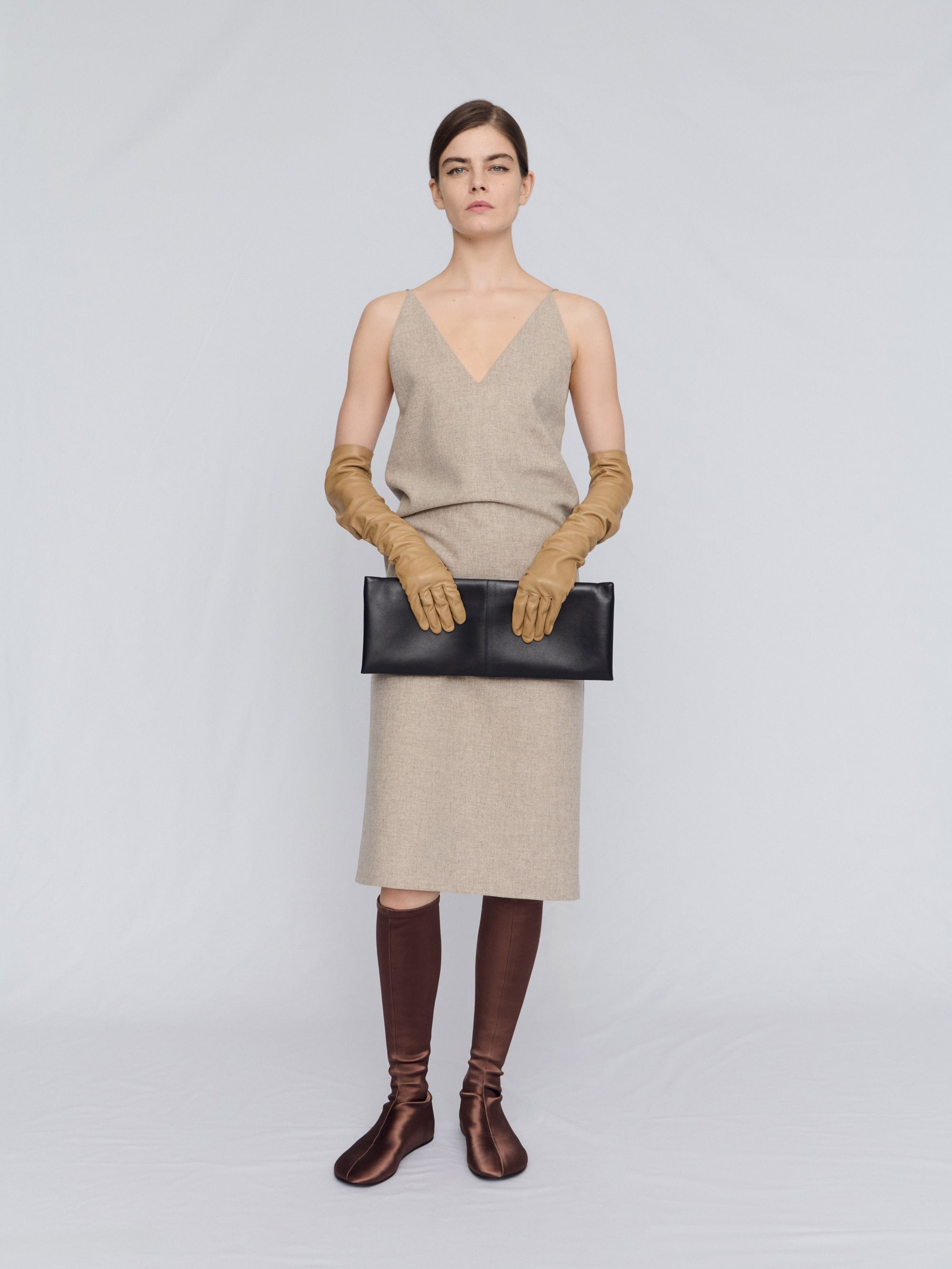 Louise flat clutch in nappa leather