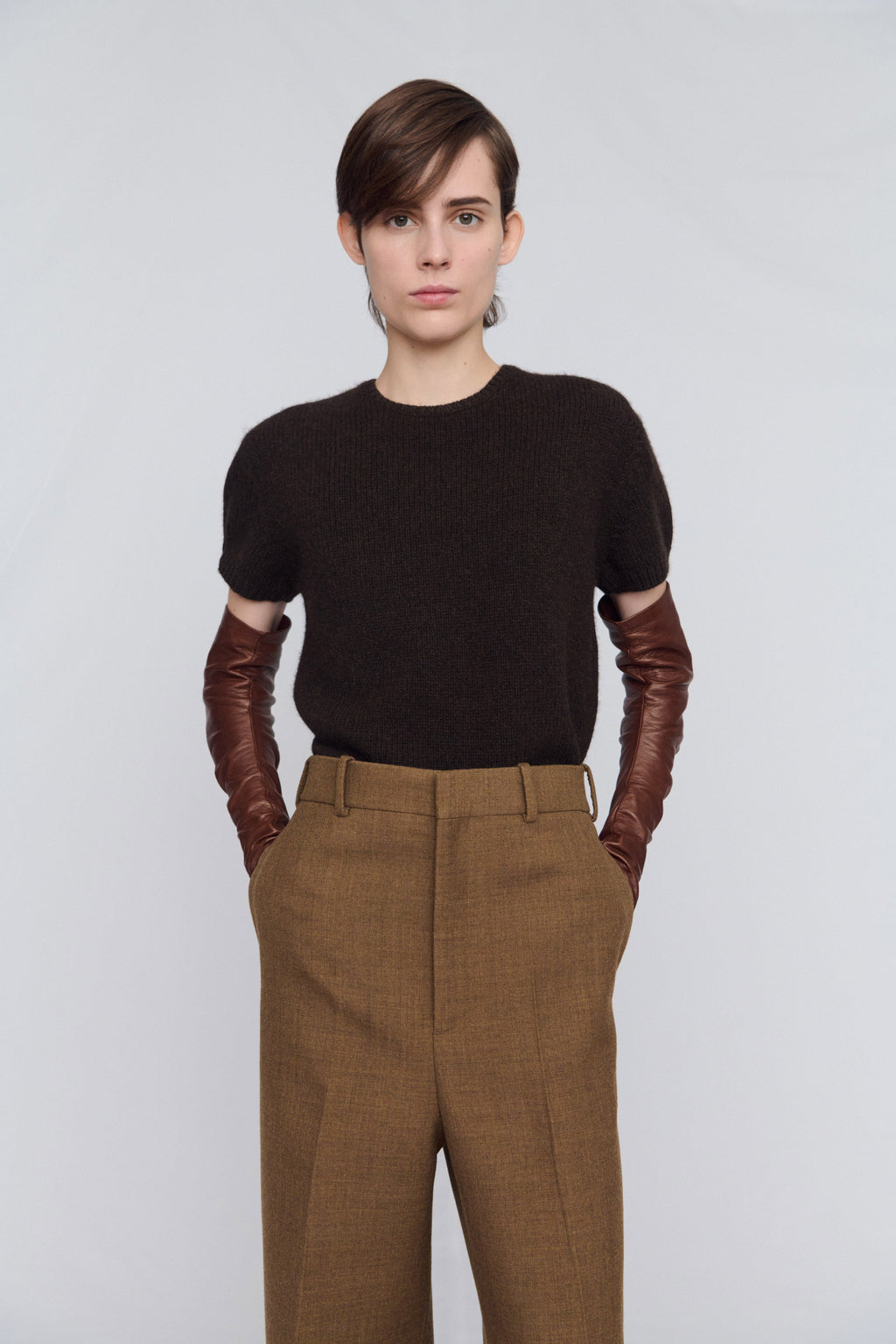 Straight leg trousers in double worsted wool