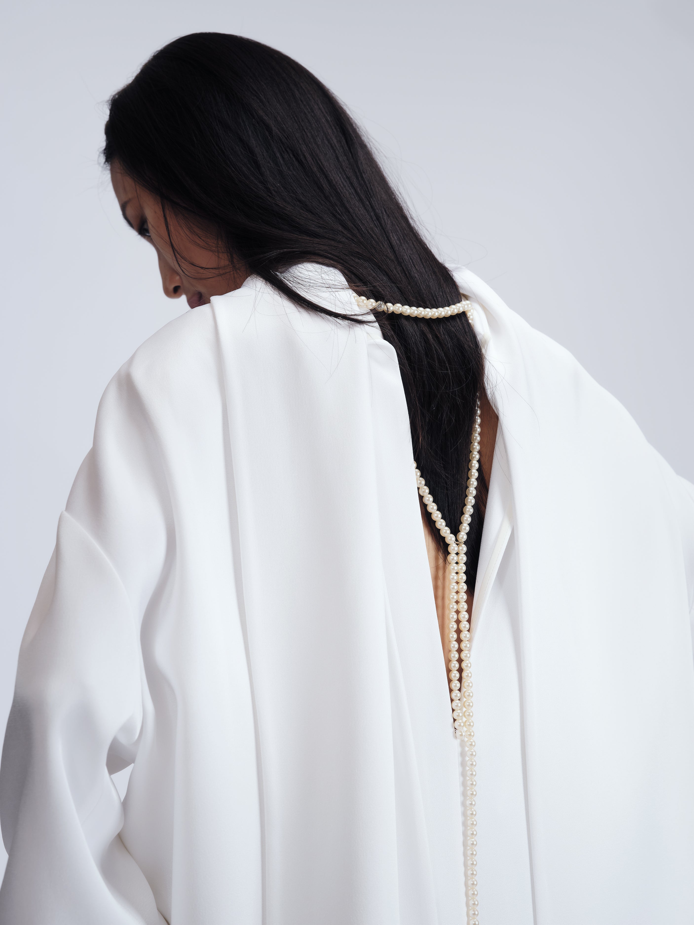 Robe col écharpe en satin double