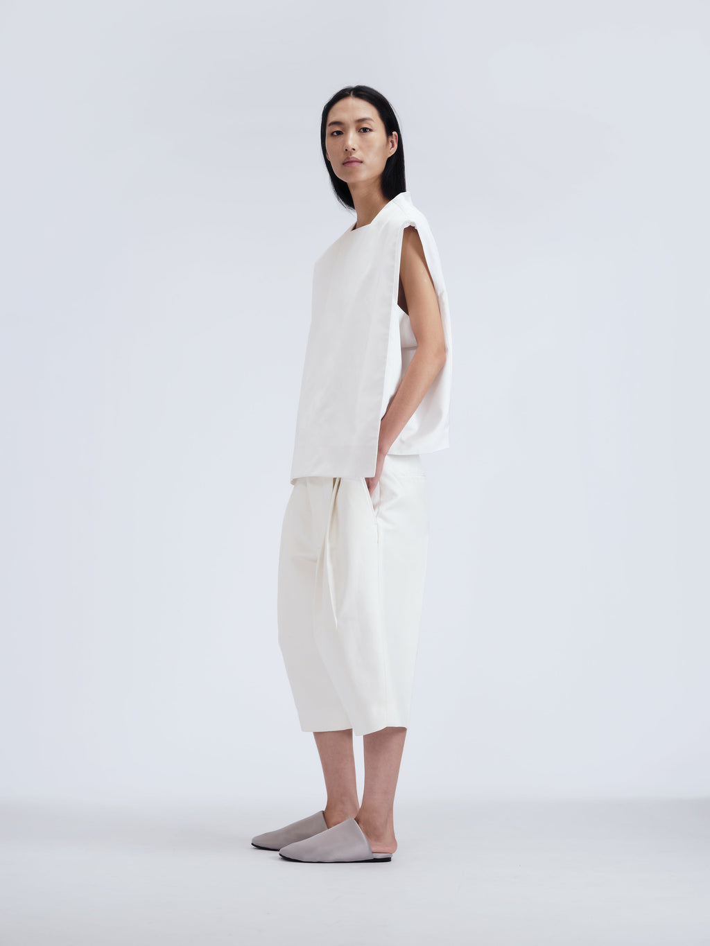Square top in duchesse