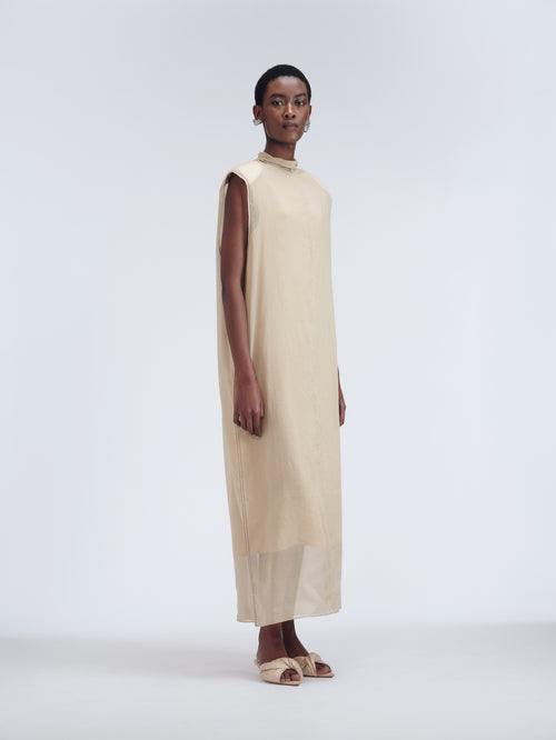 Robe colonne col montant en organdi