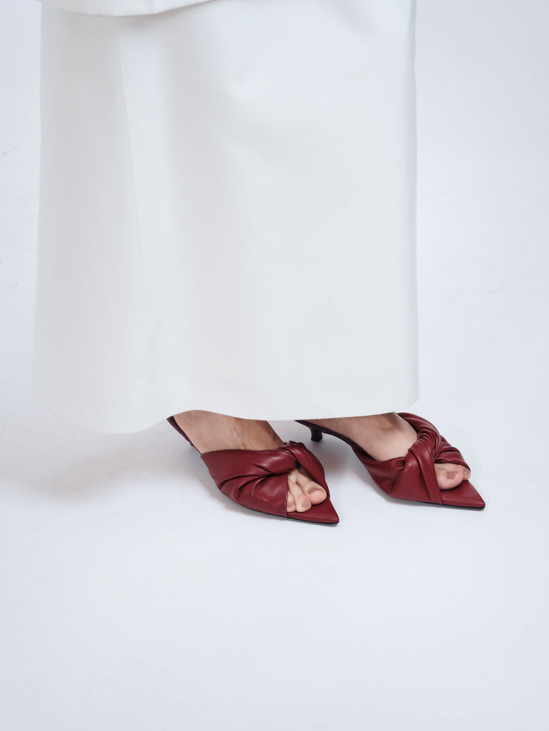 Coupole knotted open toe in nappa leather