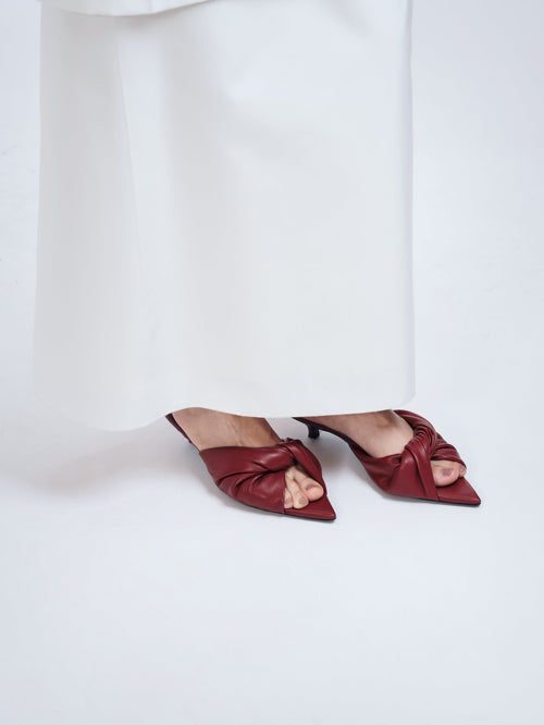 Coupole knotted open toe in nappa leather