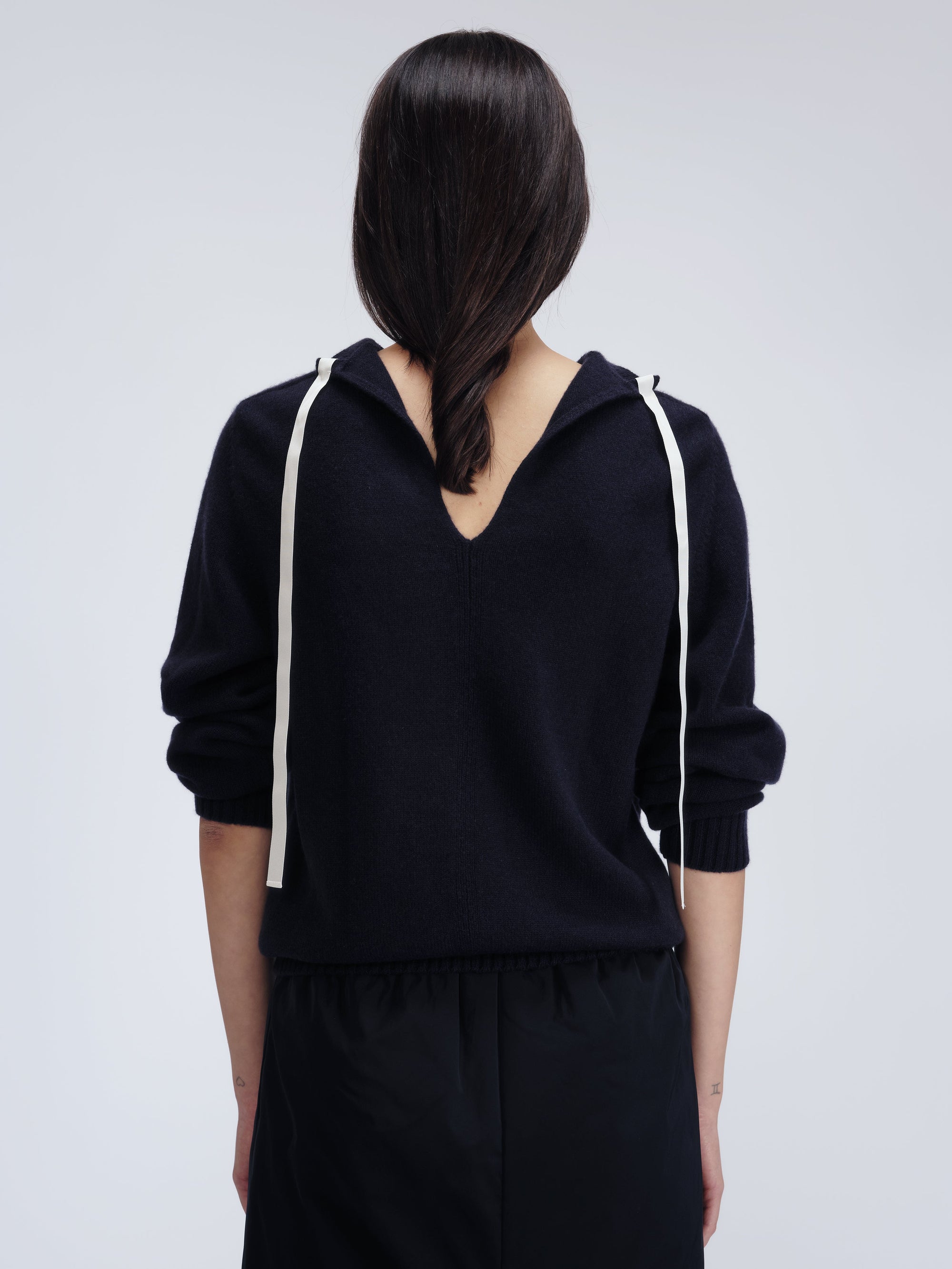 Tie-back jumper in double cashmere