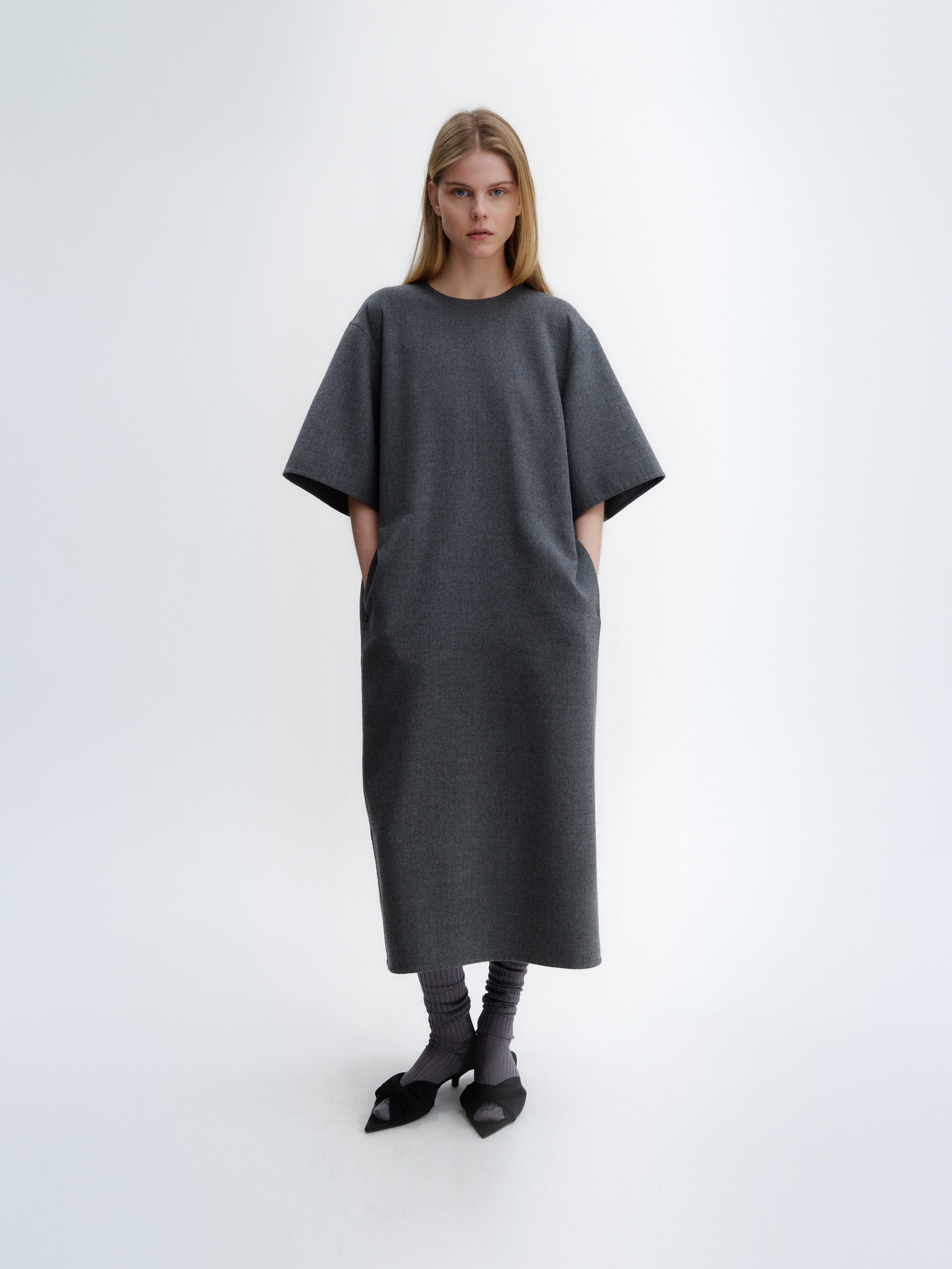 T-shirt dress in light double face wool