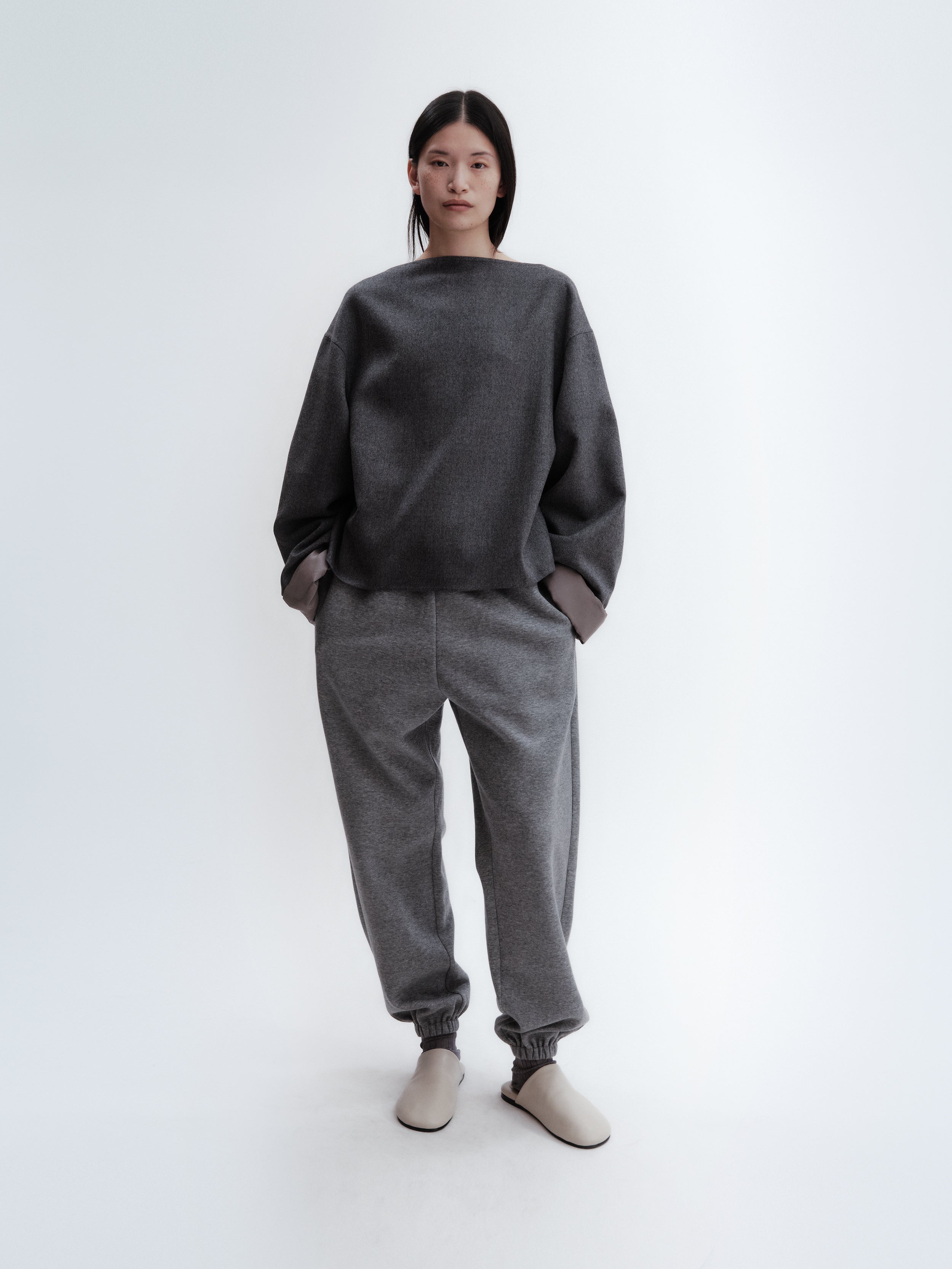 Jogging pants in cashmere cotton jersey