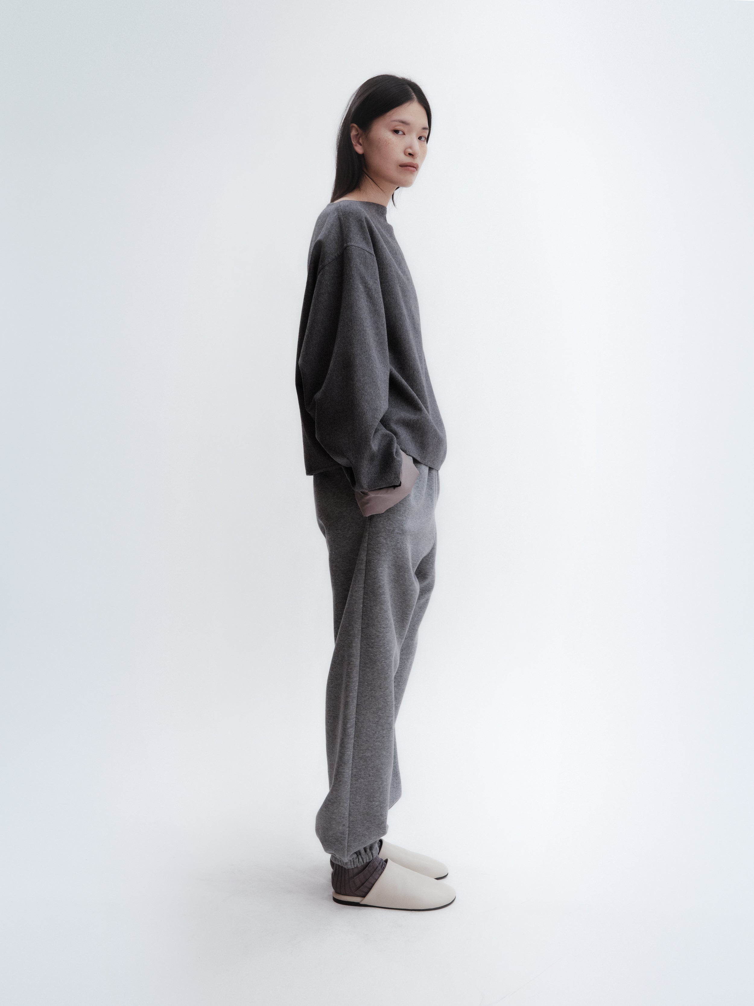 Jogging pants in cashmere cotton jersey