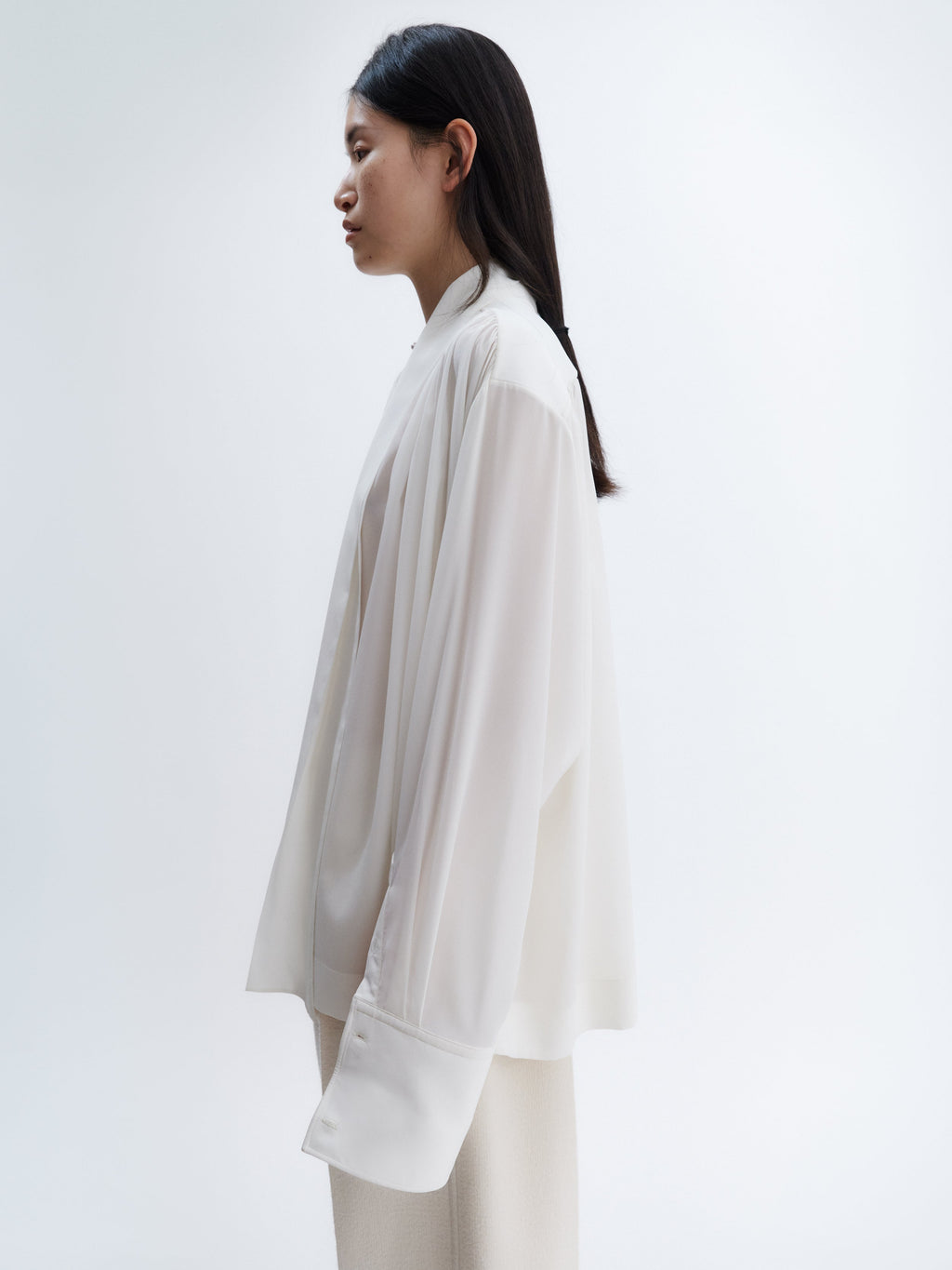 Gathered blouse in silk crepe de chine