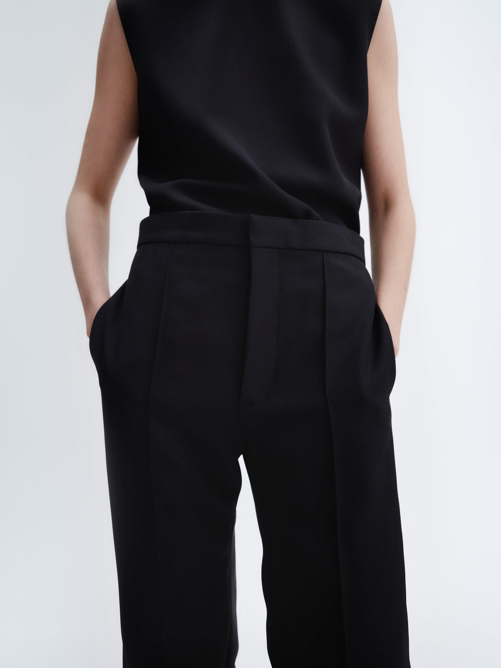 Flared trousers in grain de poudre