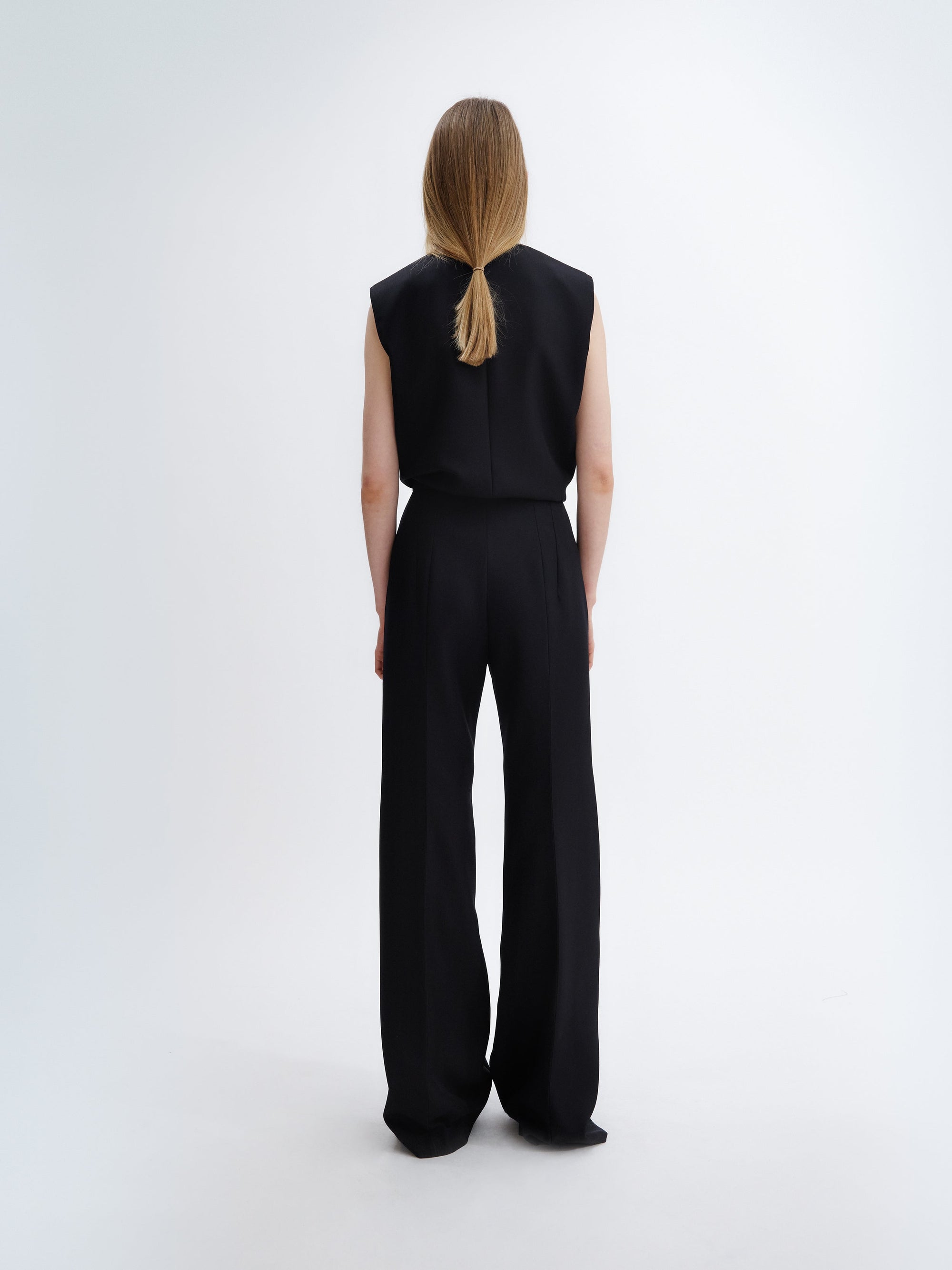 Flared trousers in grain de poudre