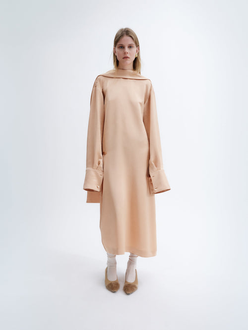 Scarf dress in crushed lining