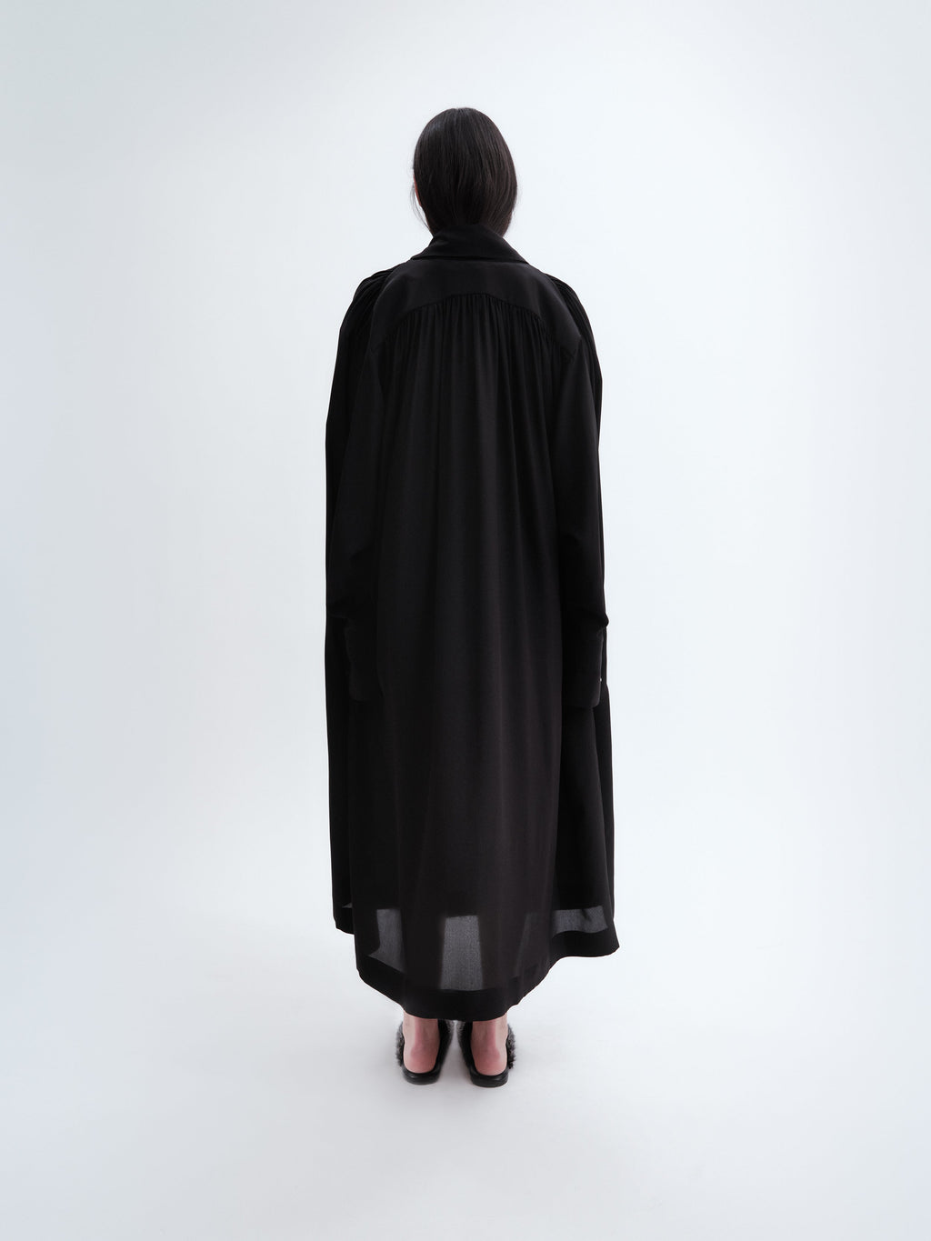 Robe chemise froncée en crêpe de Chine