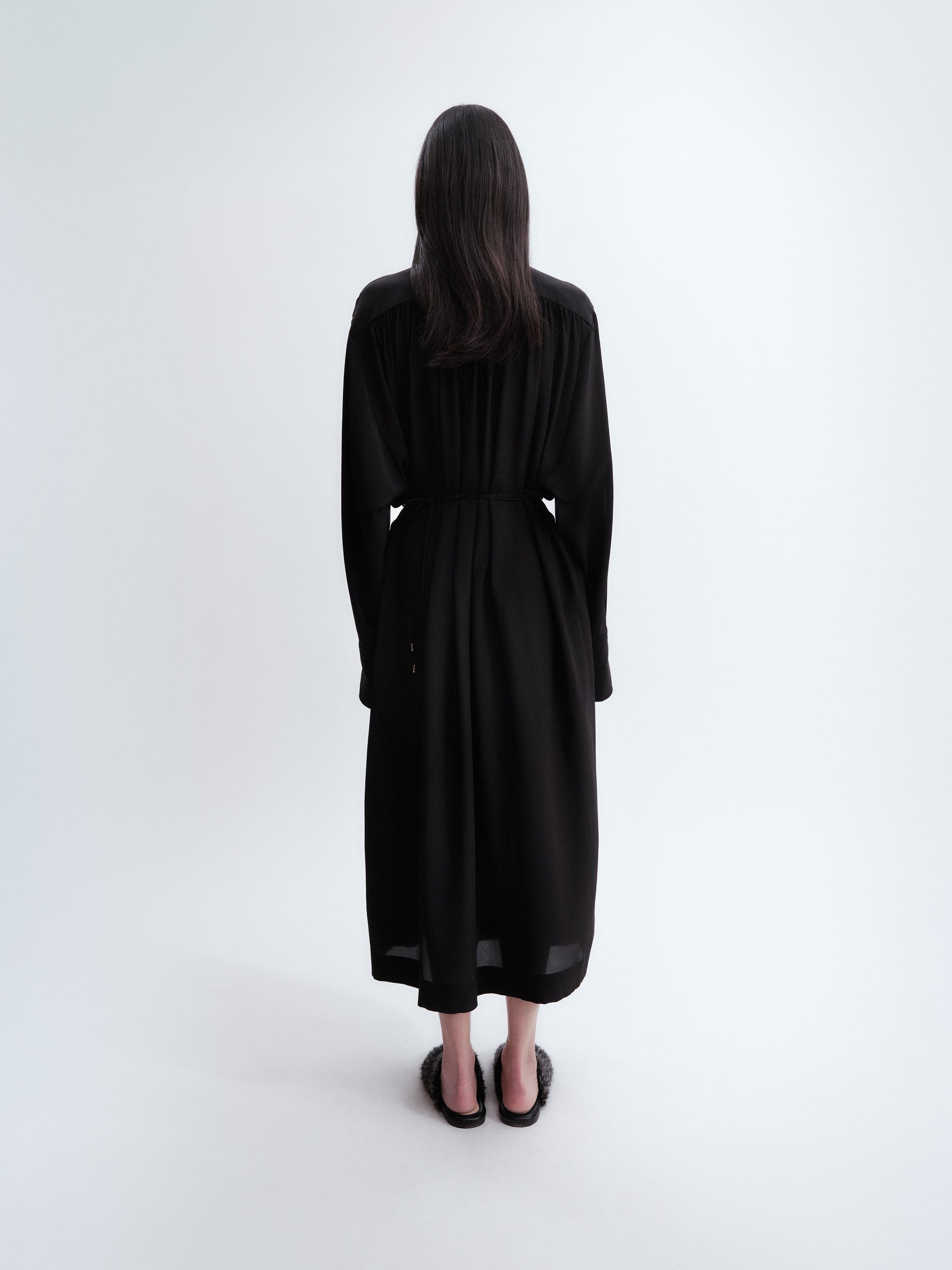 Robe chemise froncée en crêpe de Chine