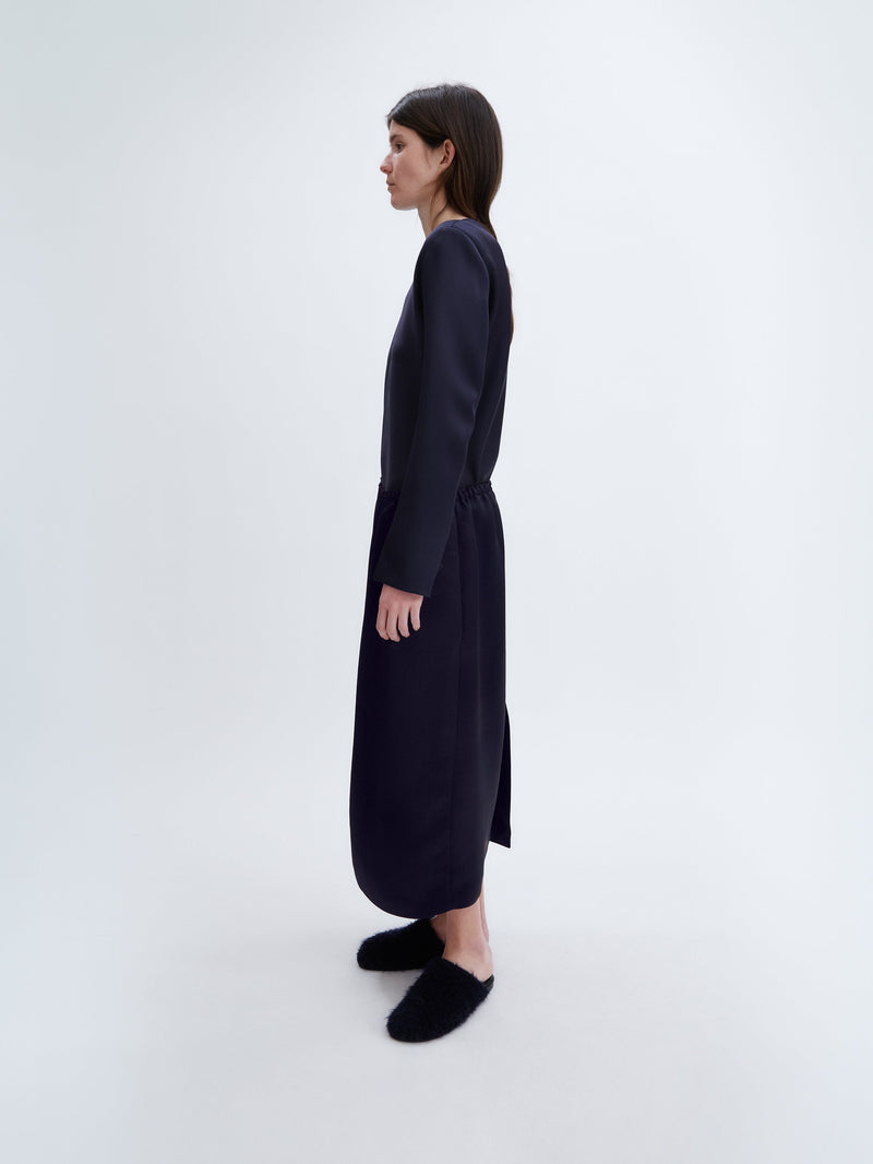 Pull-on skirt in double satin