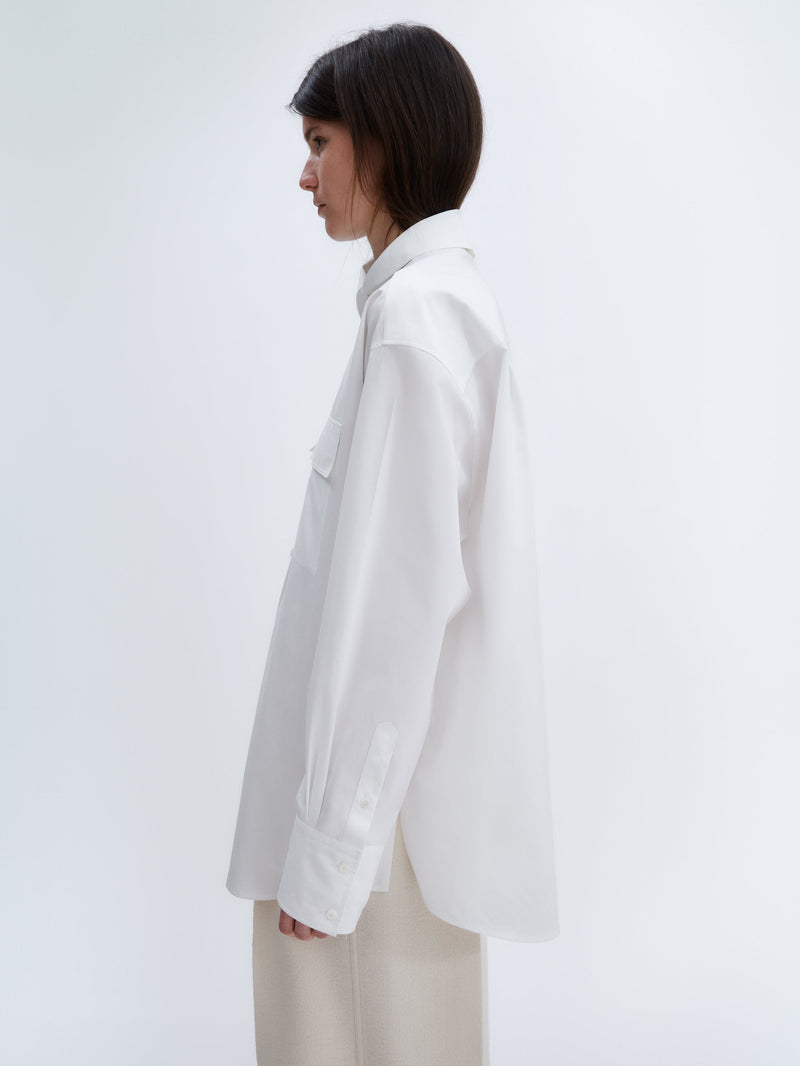Patch pocket shirt in light shirting