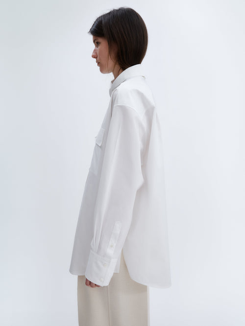 Patch pocket shirt in light shirting