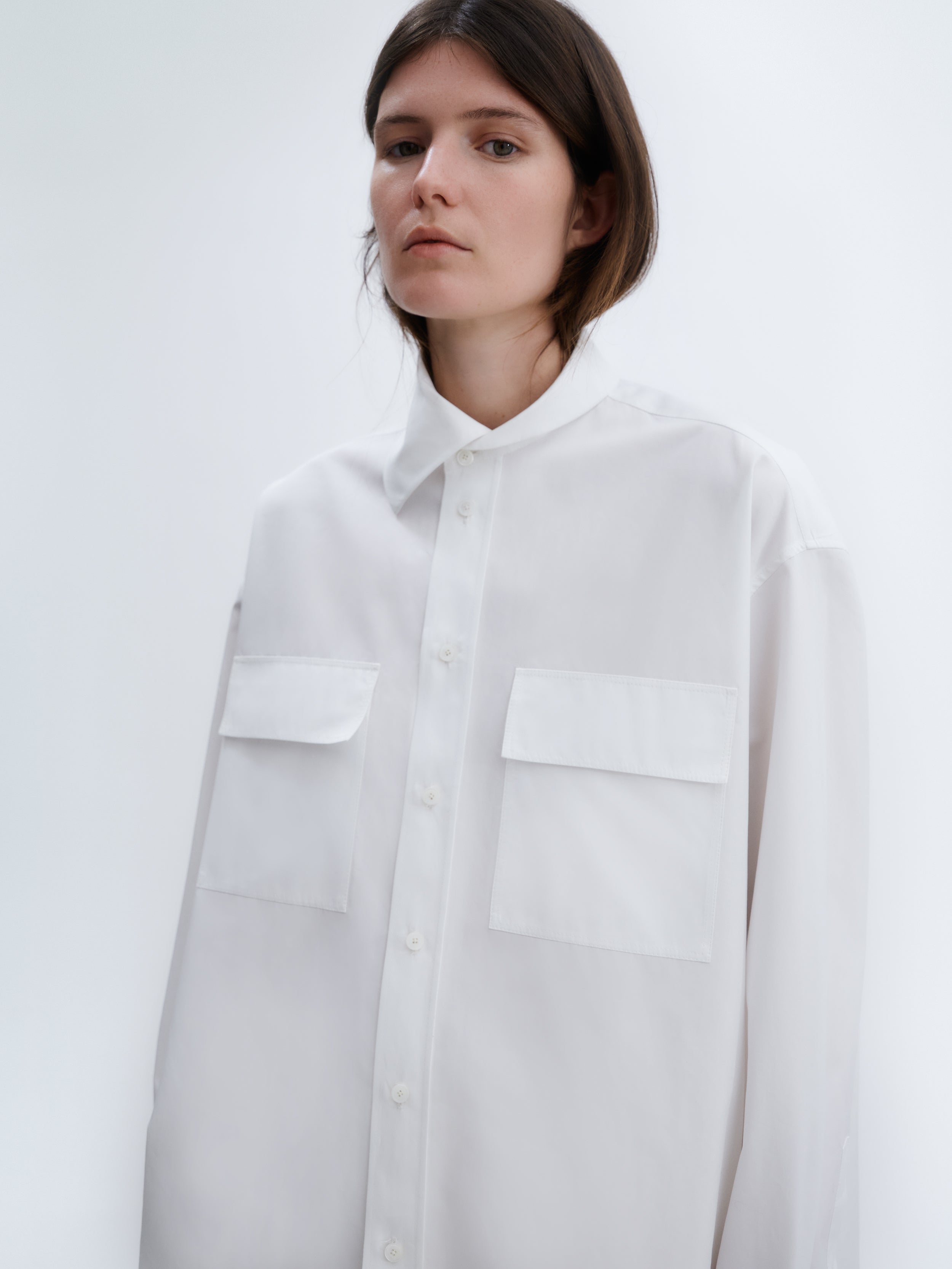 Patch pocket shirt in light shirting