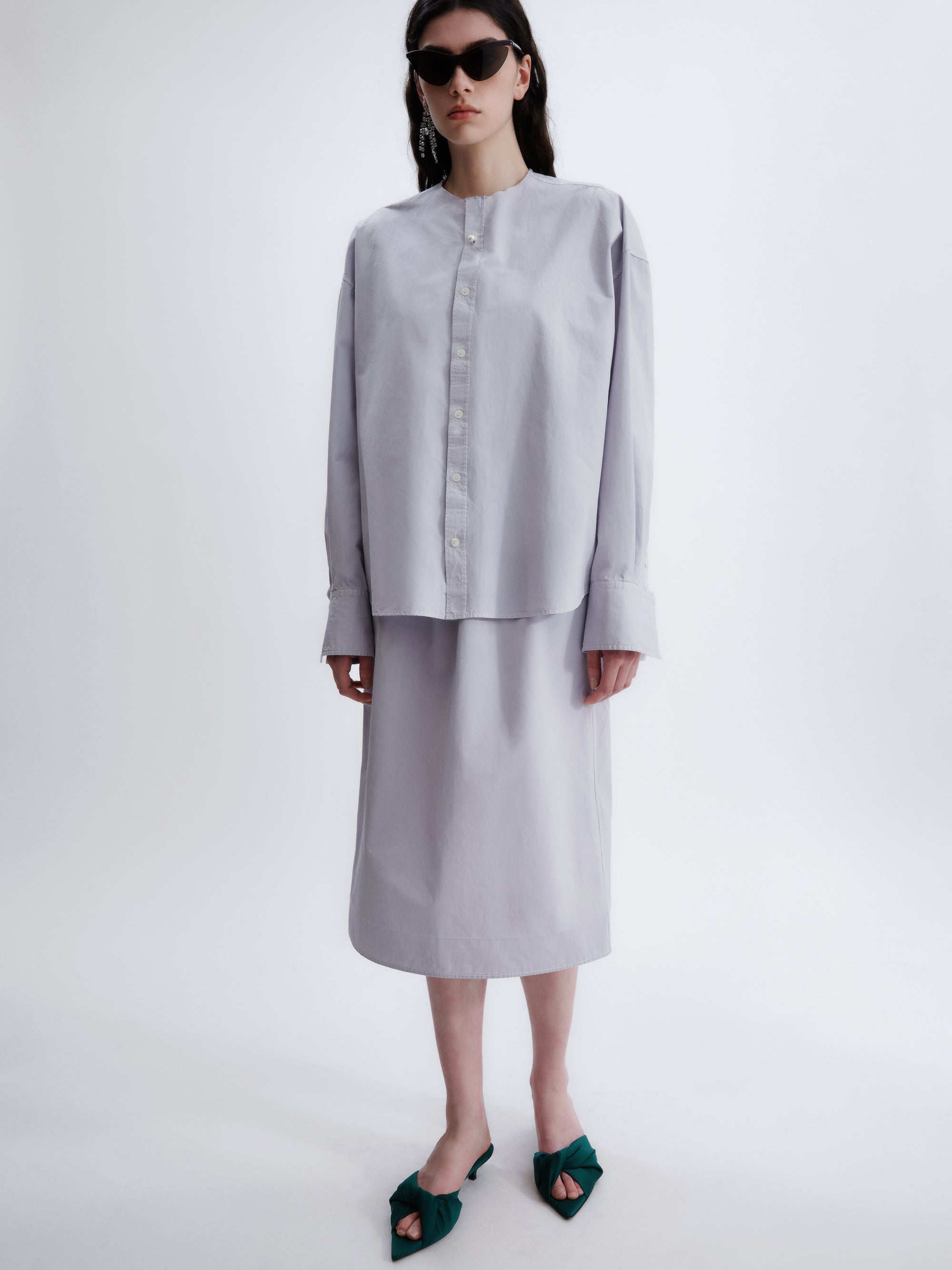 Collarless shirt in matt poplin