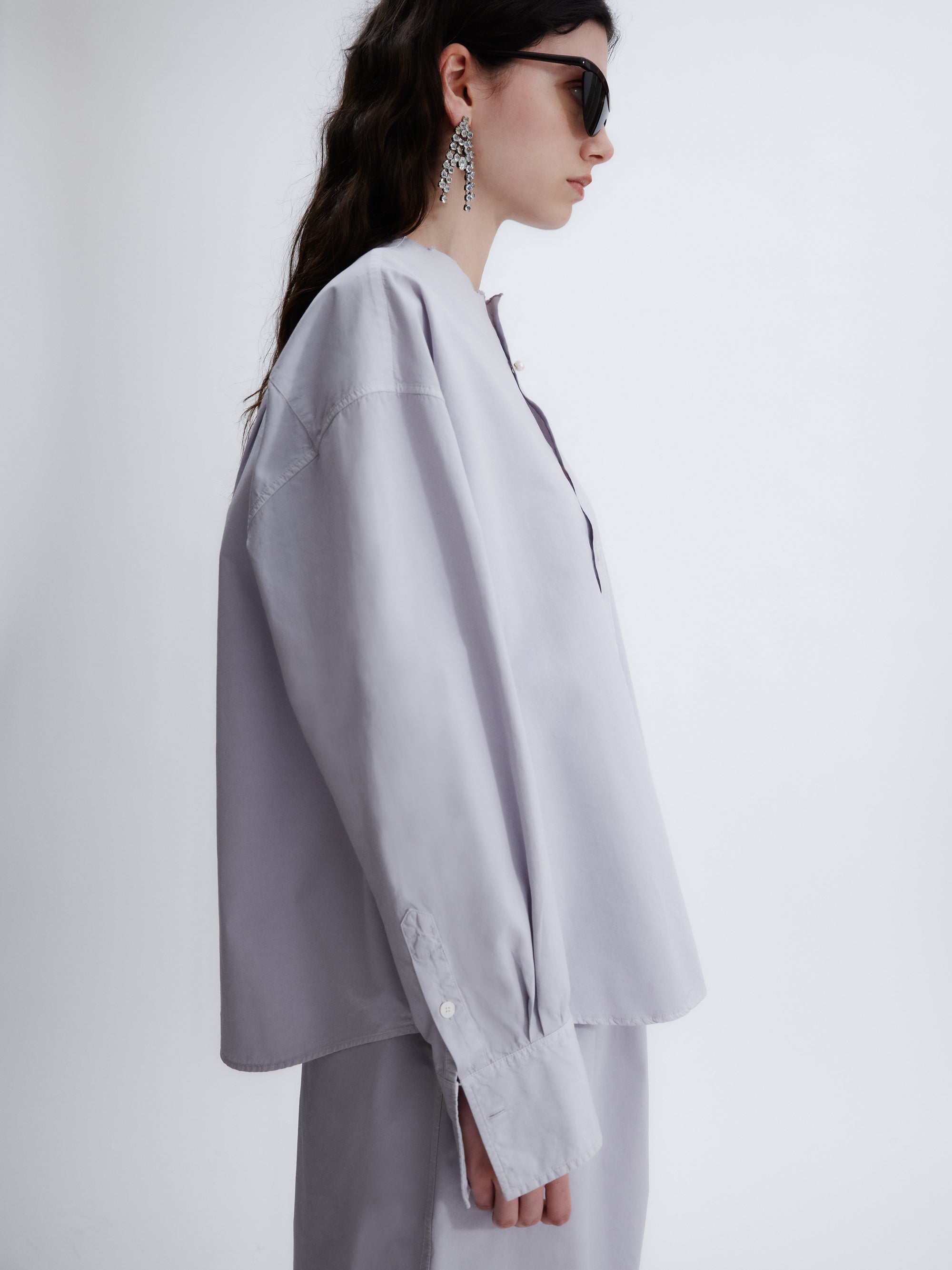 Collarless shirt in matt poplin