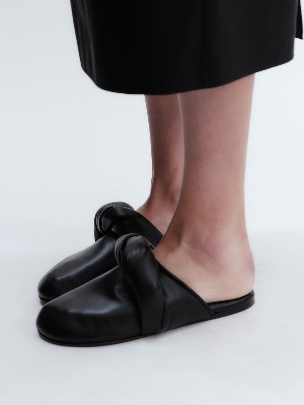 Garnier knotted mule in nappa leather