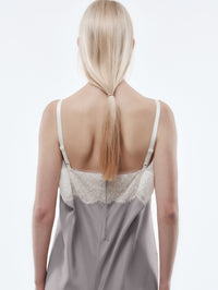 Robe en dentelle en soie habotai