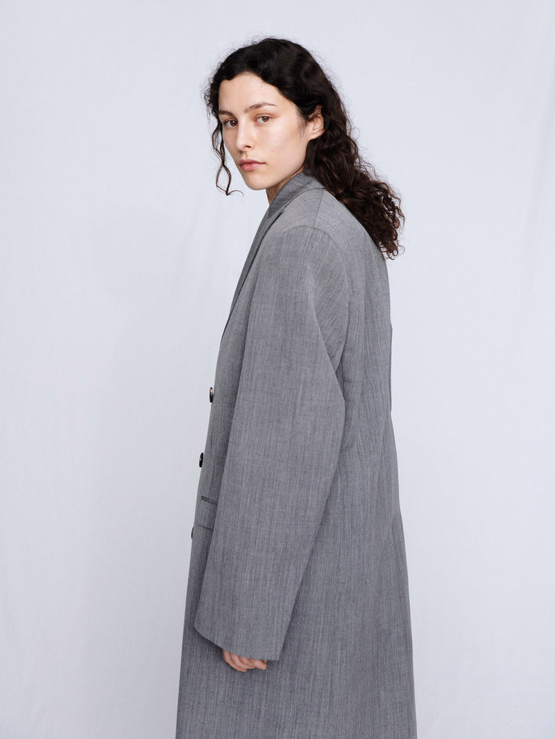 Tailored coat in wool