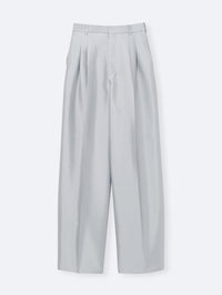 Double pleat trousers in silk wool couture