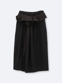 Soft orchid skirt in wool canvas