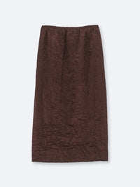 Pull-on skirt in crushed satin