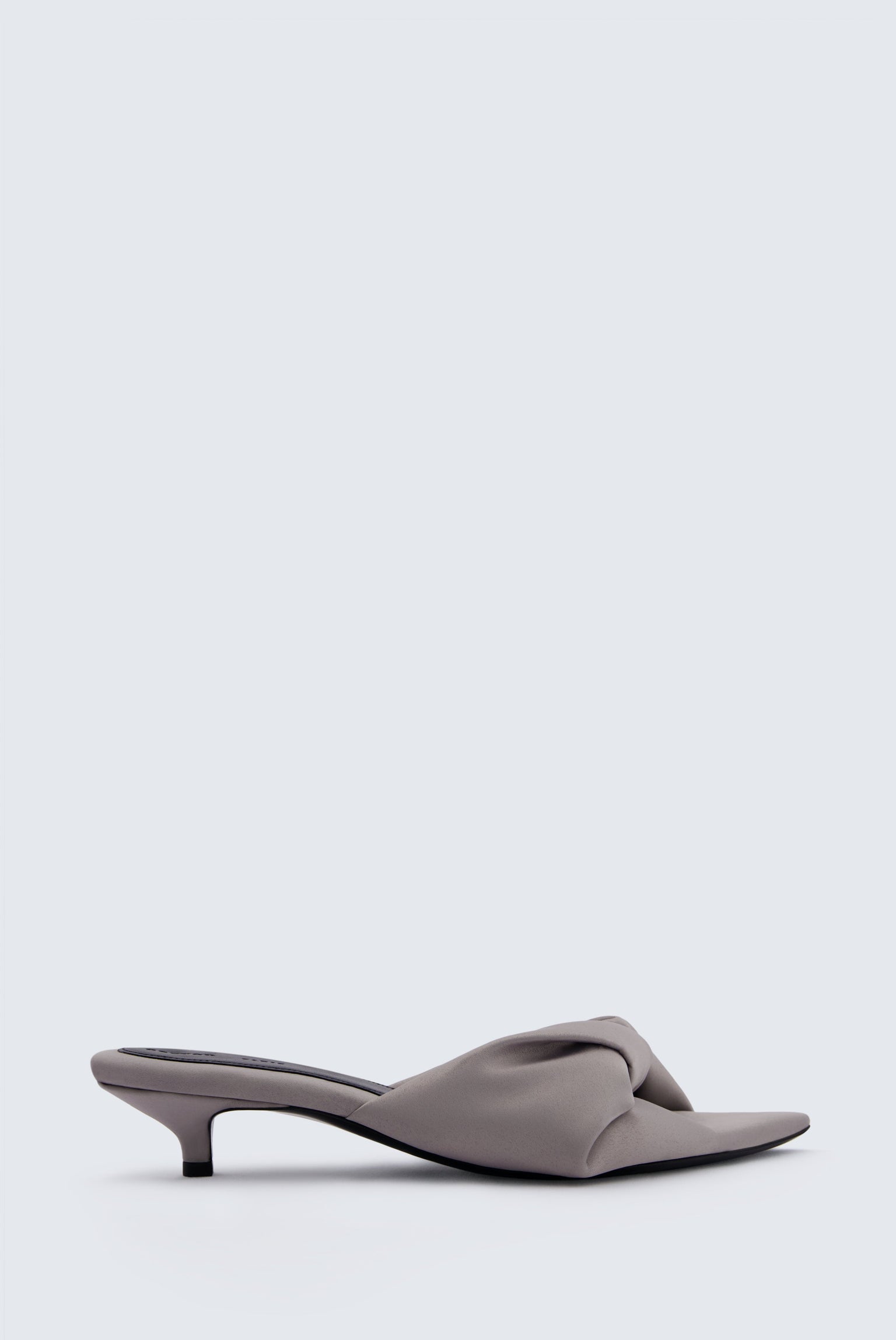 Mule Coupole nouée en satin