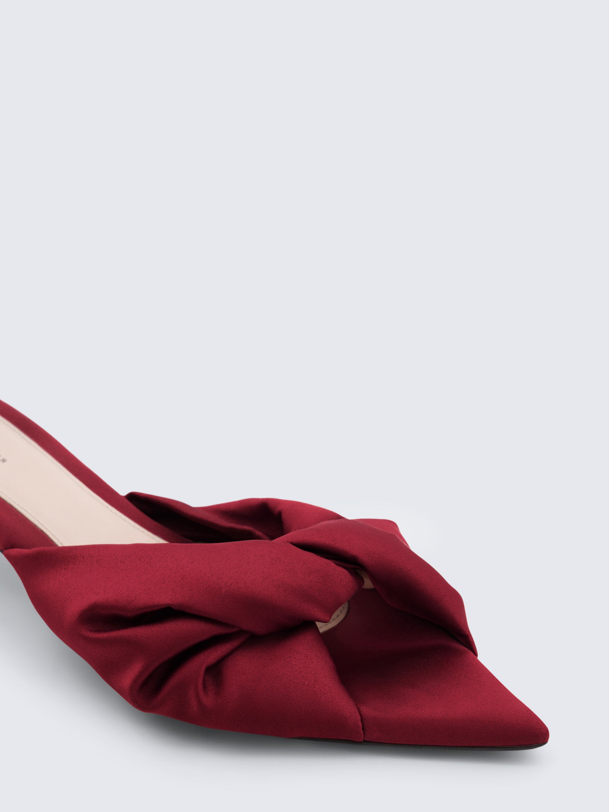 Coupole knotted open toe in satin jersey