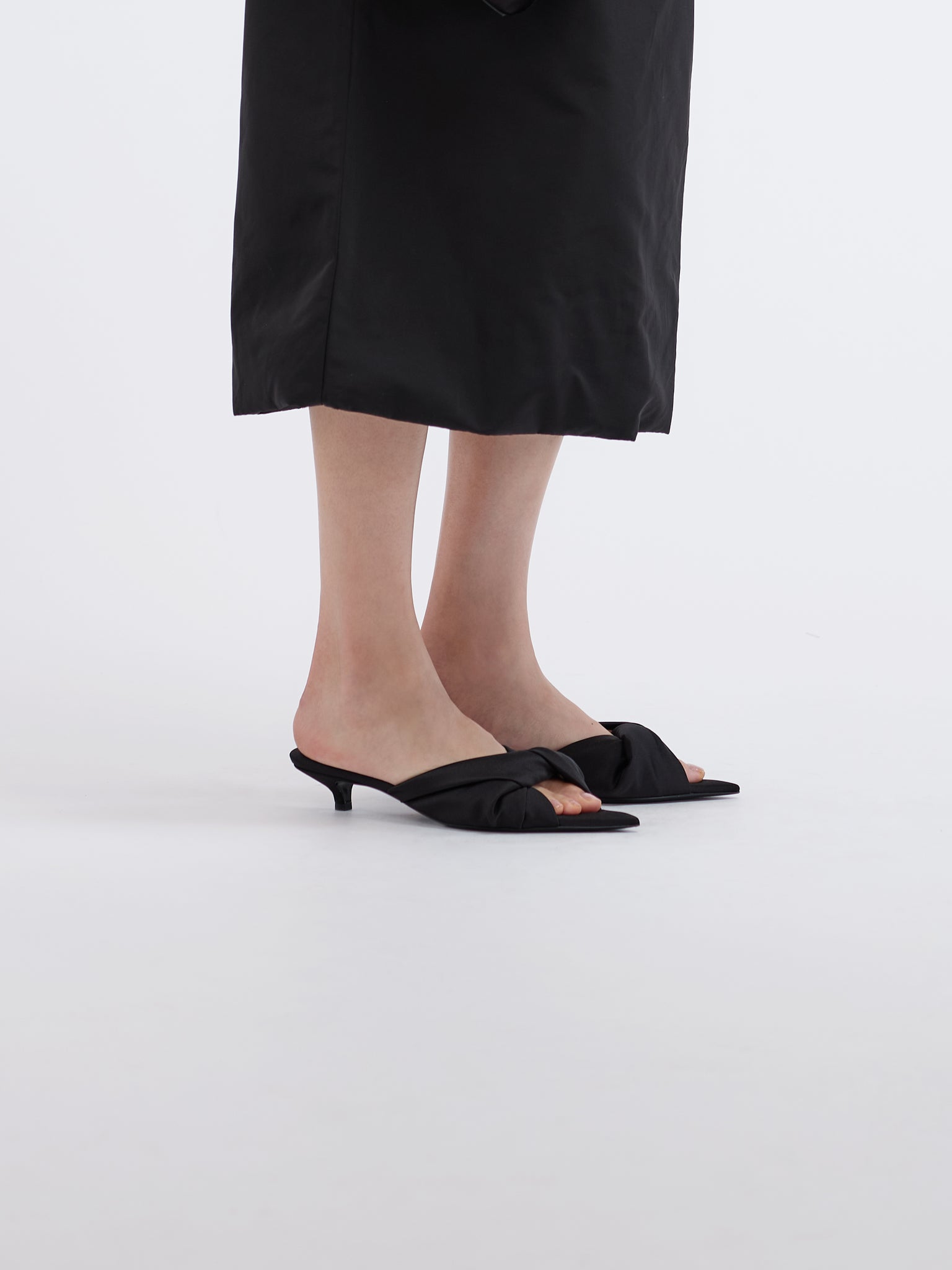 Mule Coupole nouée en satin