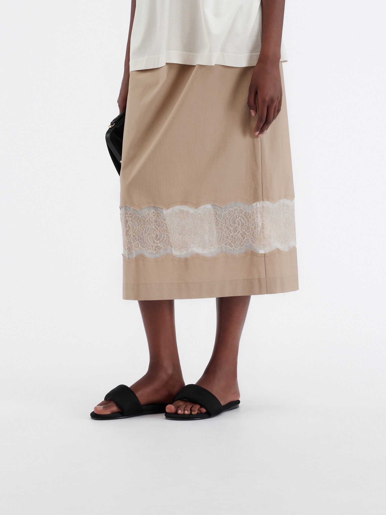 Garnier padded slides in satin fabric