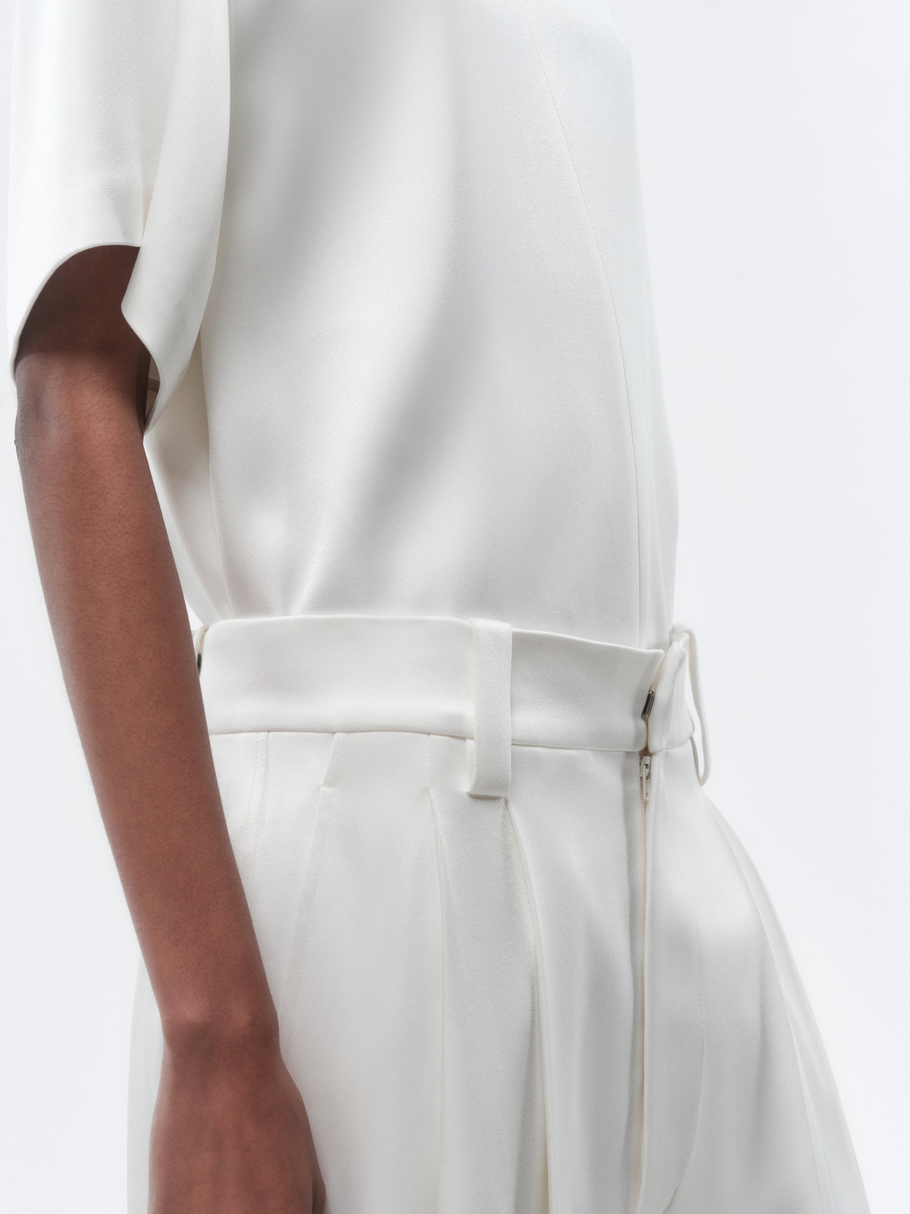 Pleat-front Bermudas in light double satin