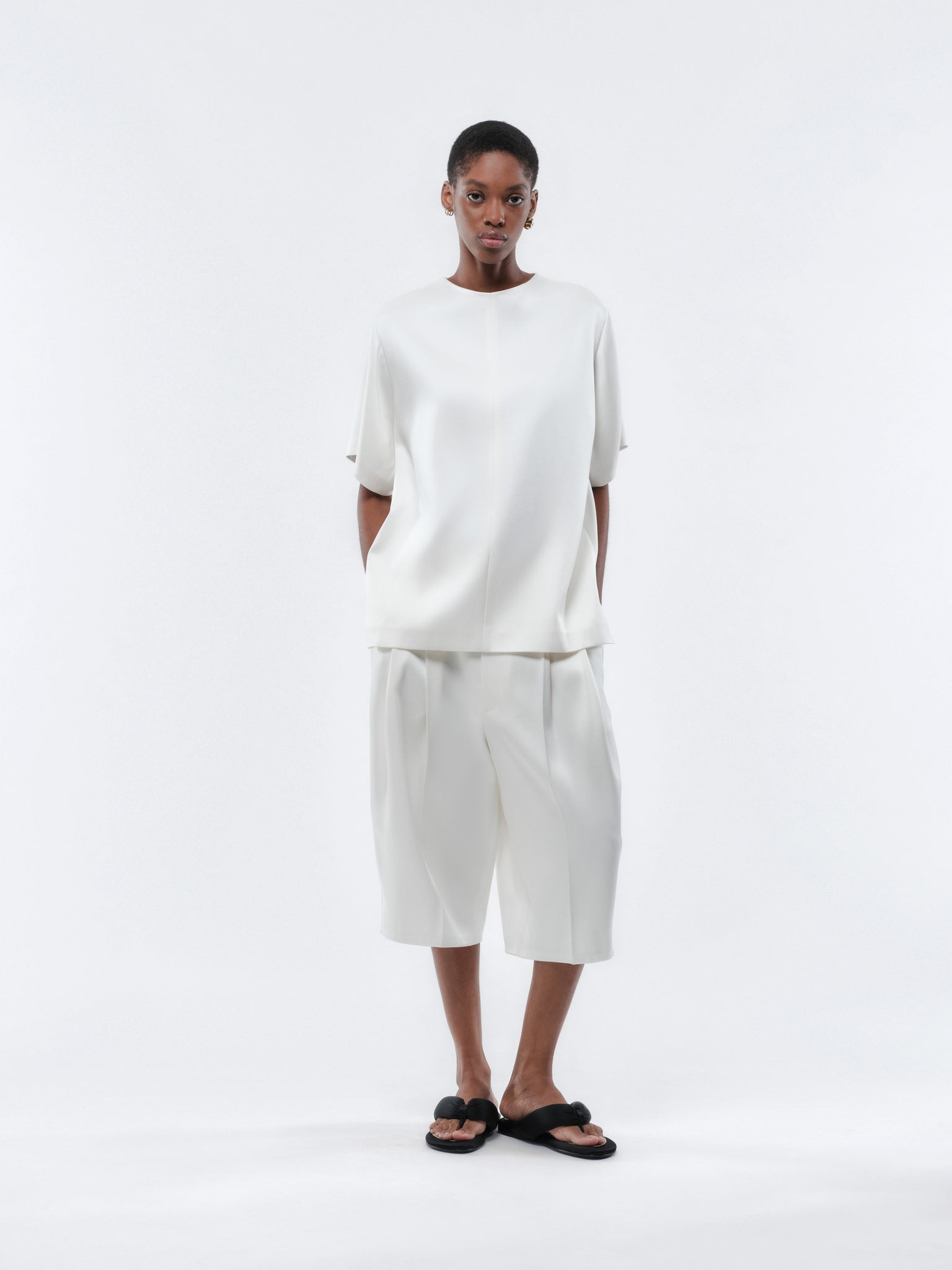 Pleat-front Bermudas in light double satin