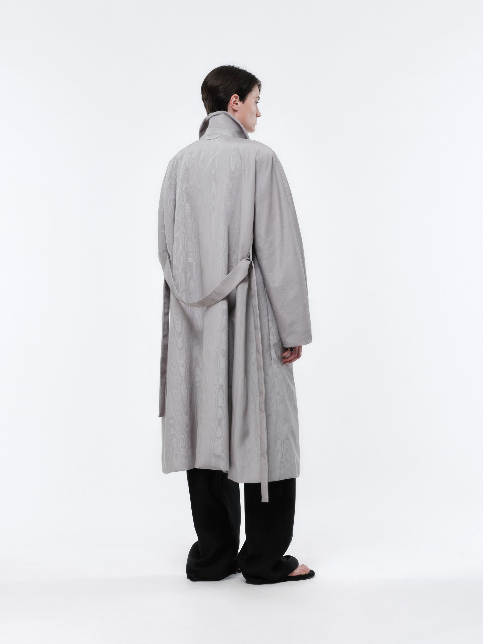 Trench coat in technical moiré