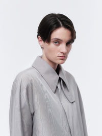 Trench coat in technical moiré