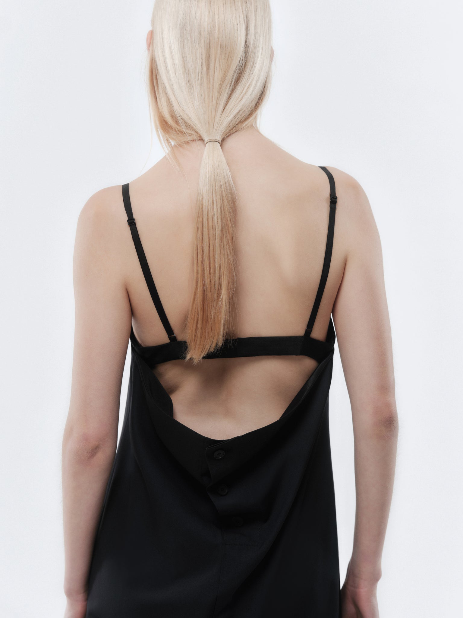 Robe lingerie en soie tailleur