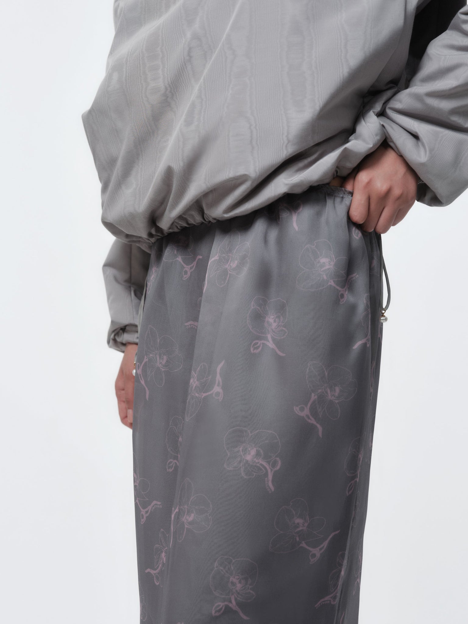 Sheer skirt in orchid print organza