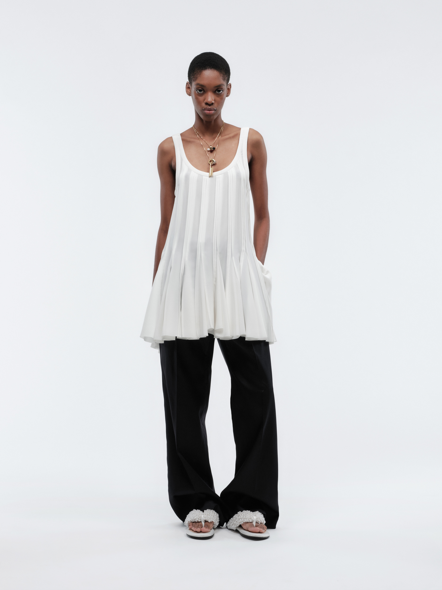 Pantalon à plis en soie et laine couture