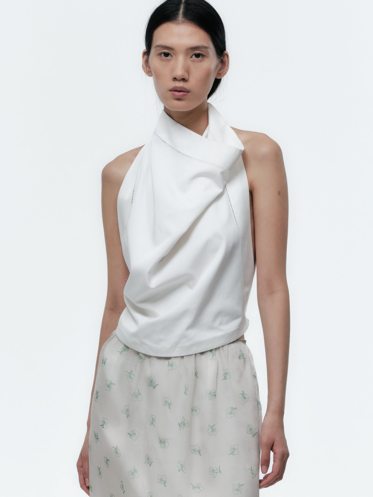 Backless top in silk suiting