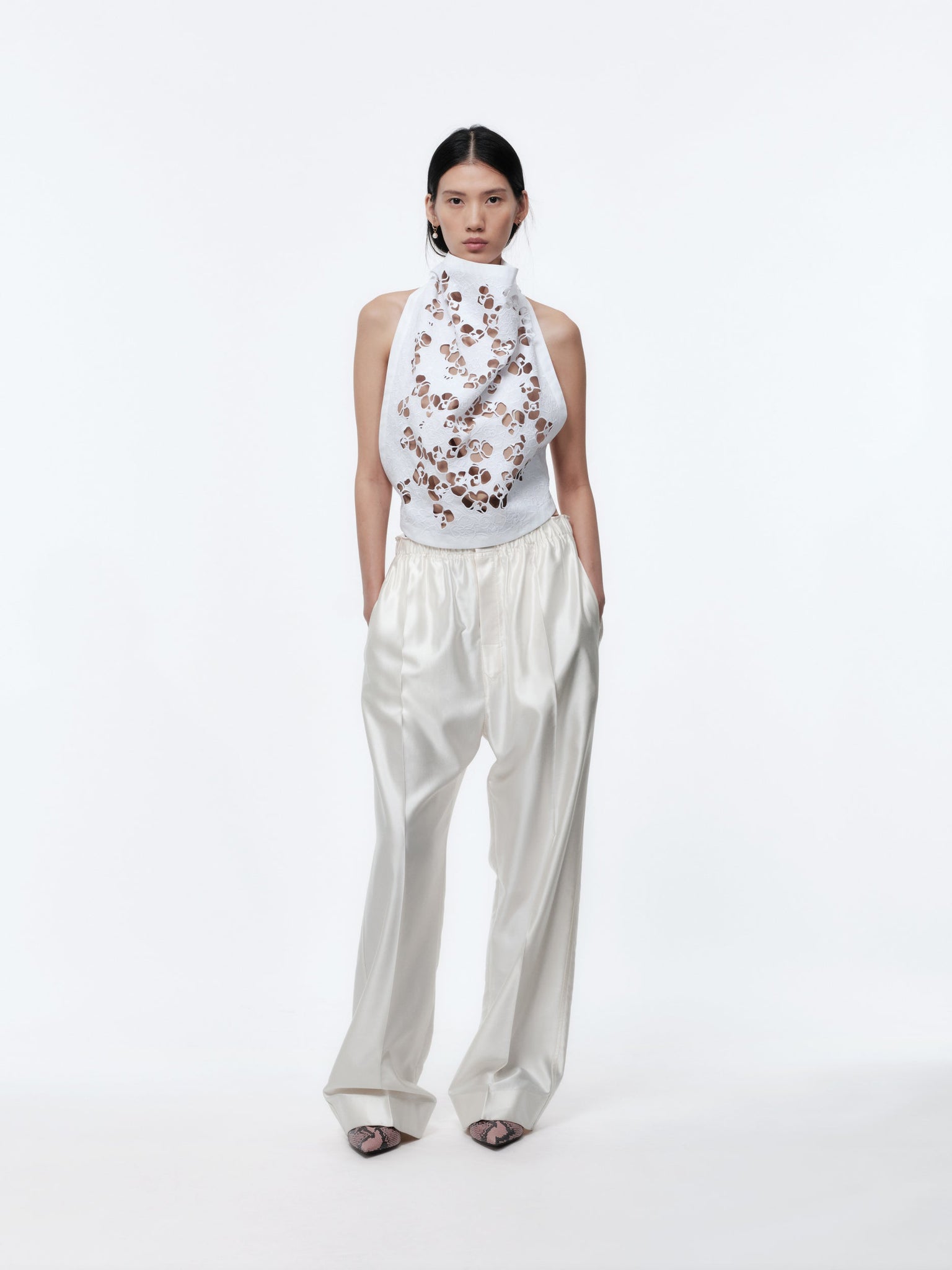 Backless top in matte poplin