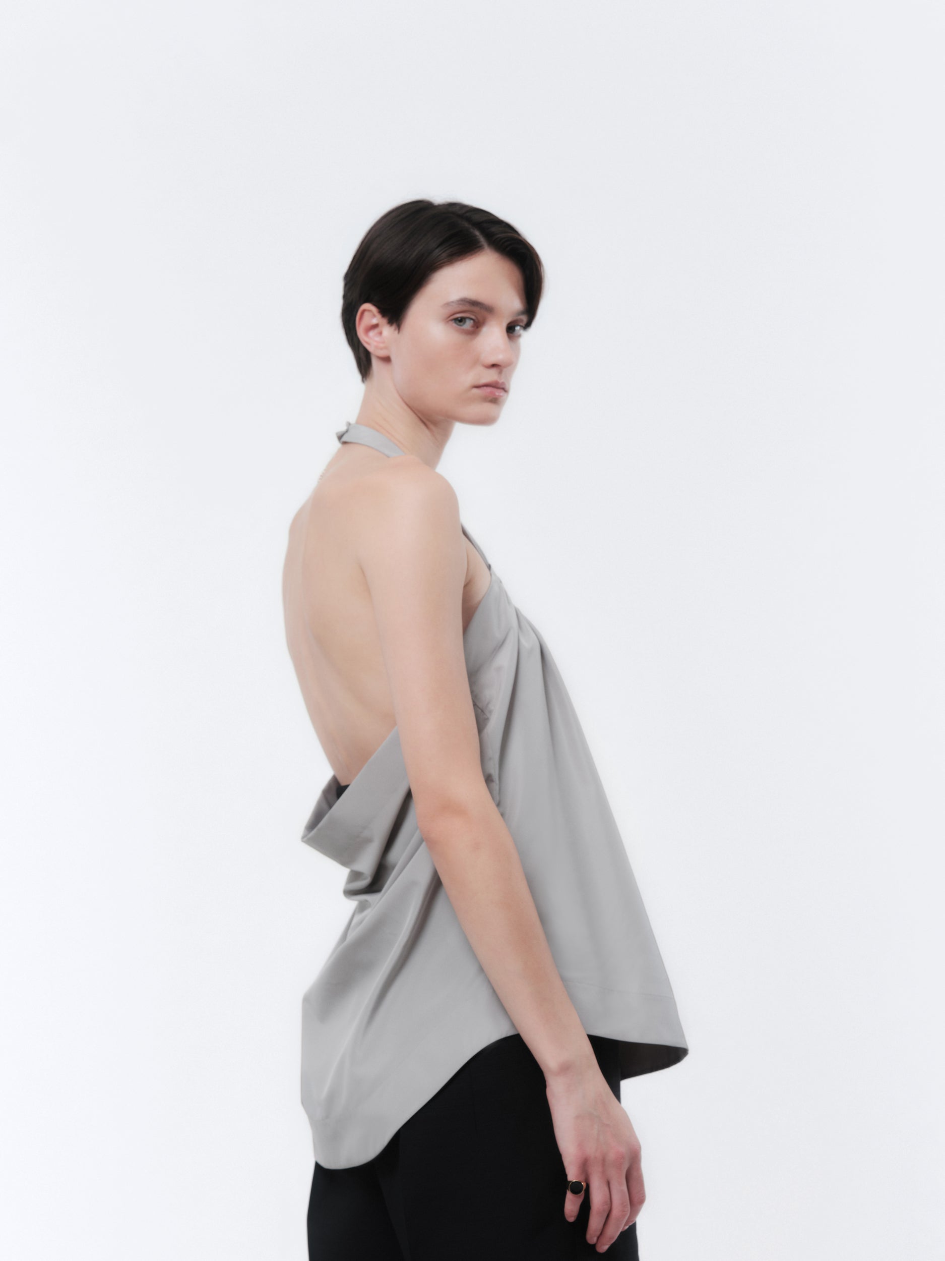 Halter top in silk habotai