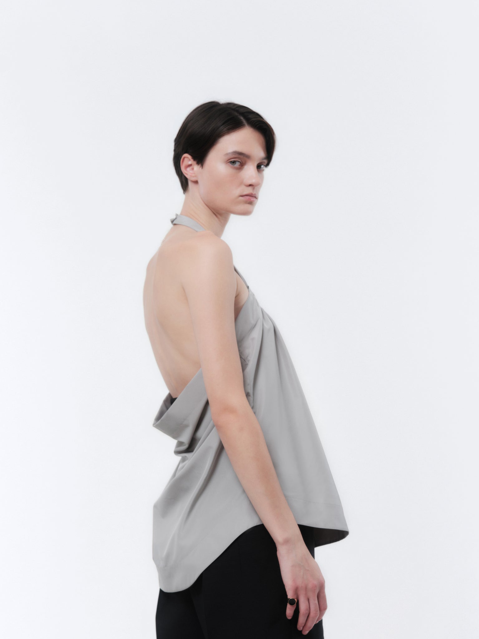 Halter top in silk habotai