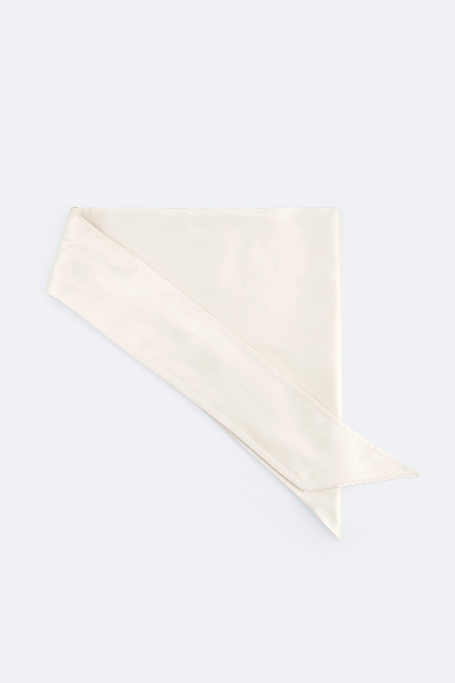 Foulard bandana en satin lingerie