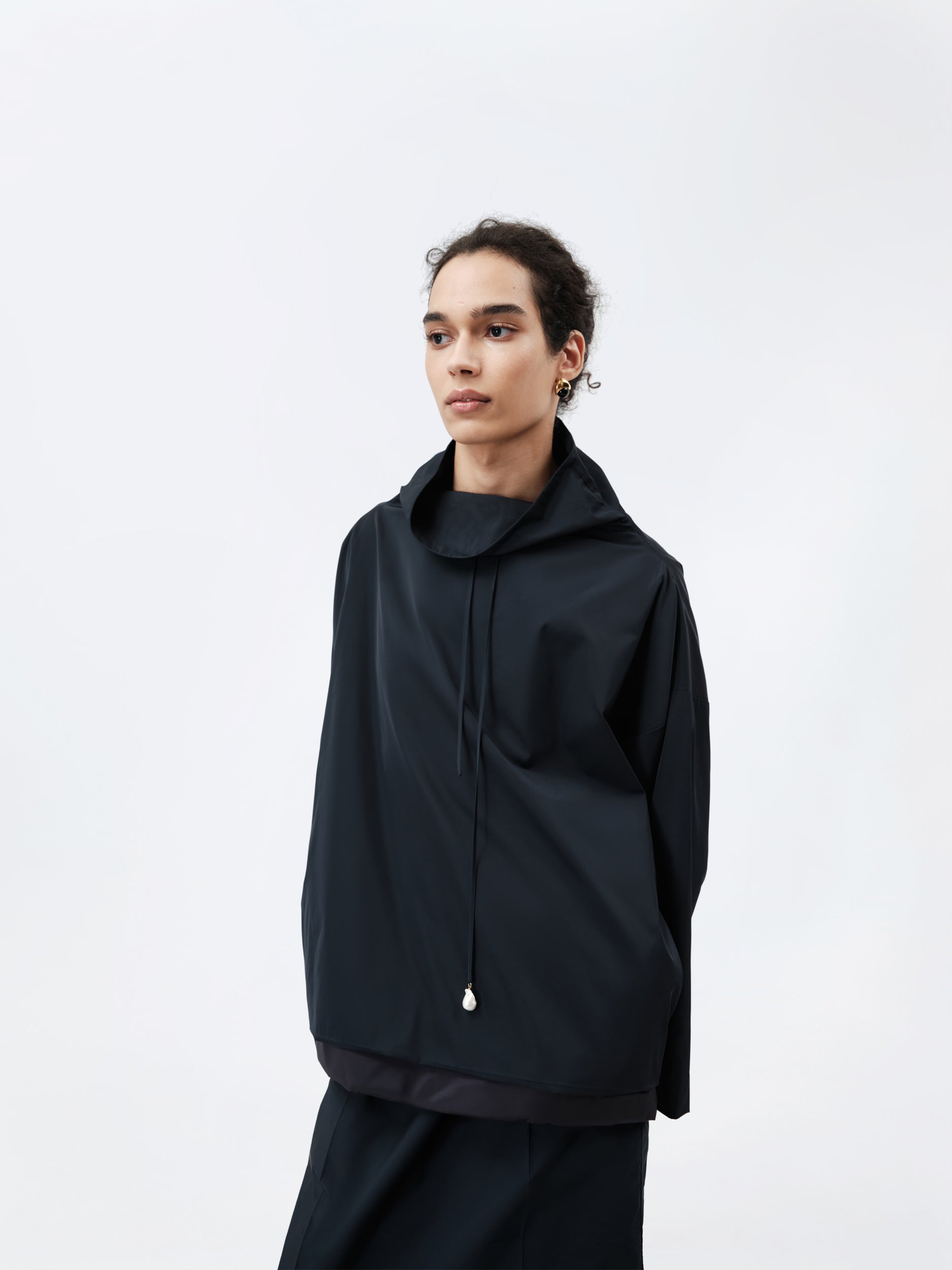 Pearl sweater in sport couture