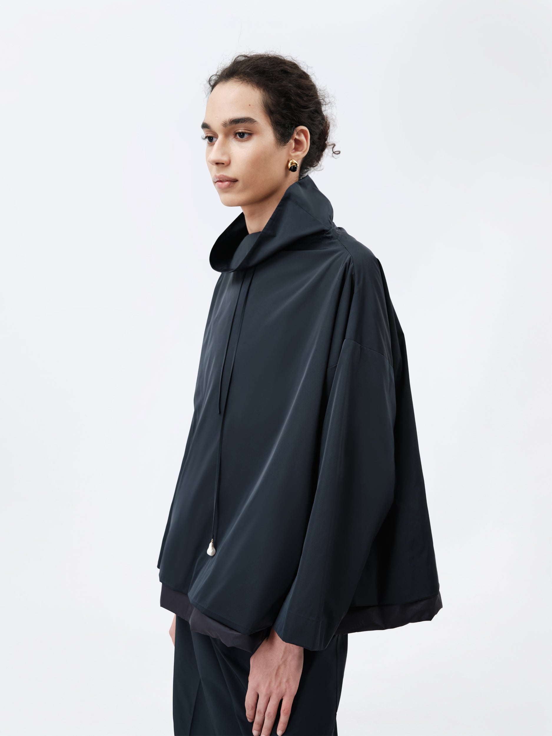 Pearl sweater in sport couture