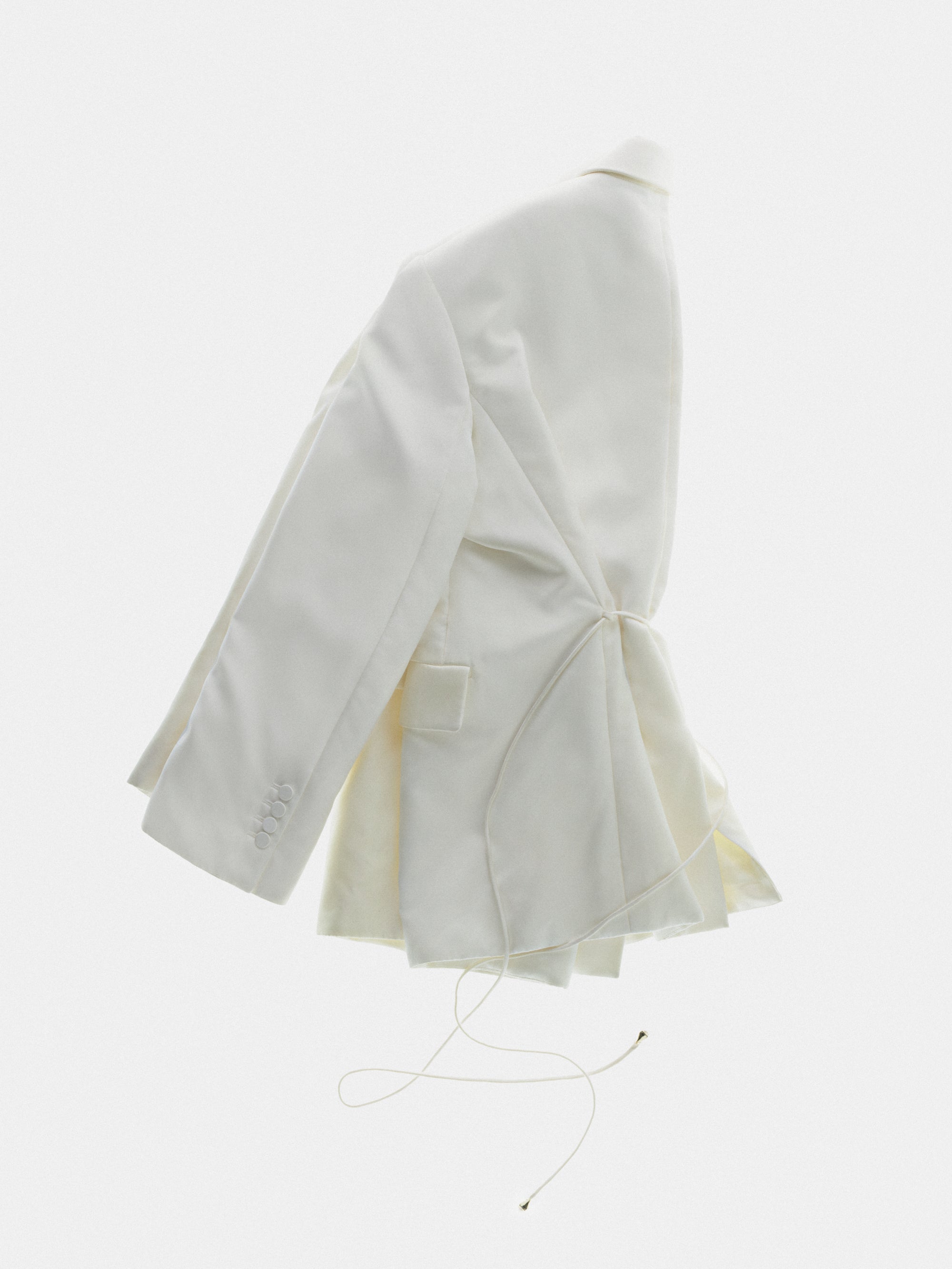 Manteau court ouatiné en soie double